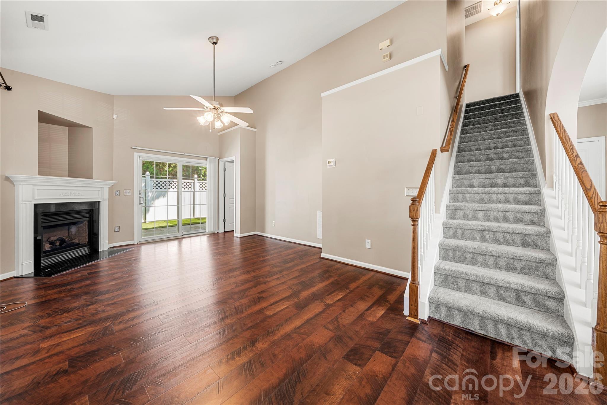 207 Dawn Mist Lane Property Photo 2