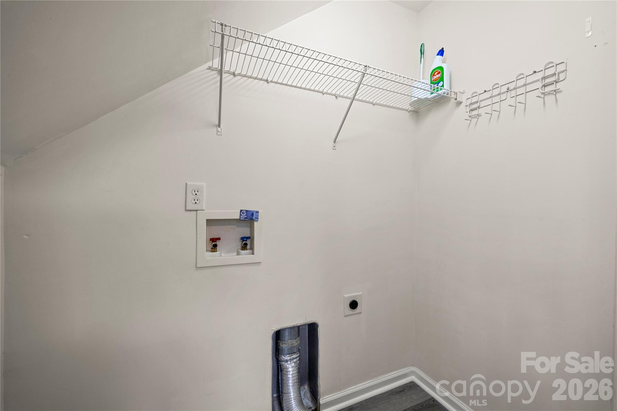 207 Dawn Mist Lane Property Photo 16
