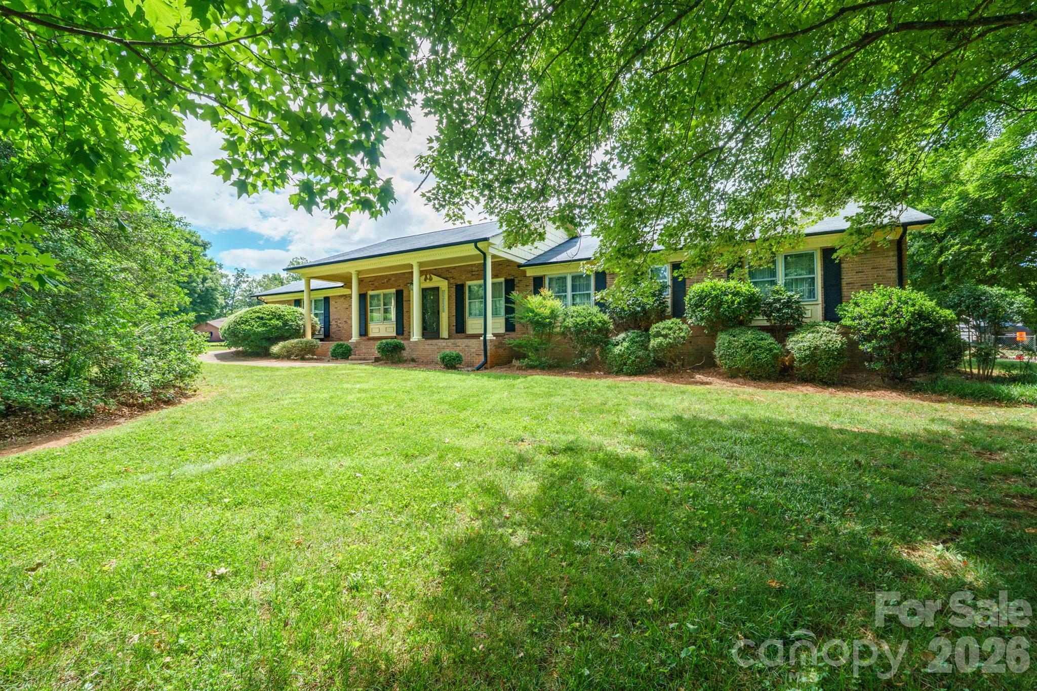 1602 Arden Drive Property Photo 1