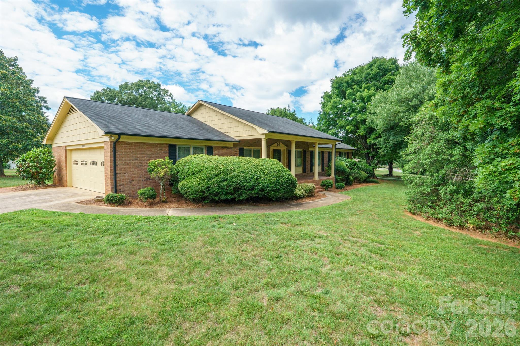 1602 Arden Drive Property Photo 4