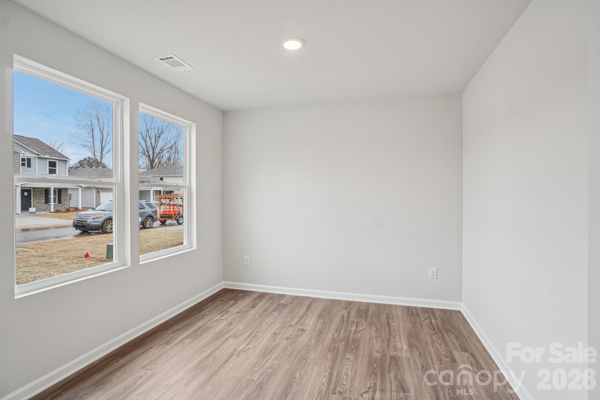 125 Russet Road Property Photo 6