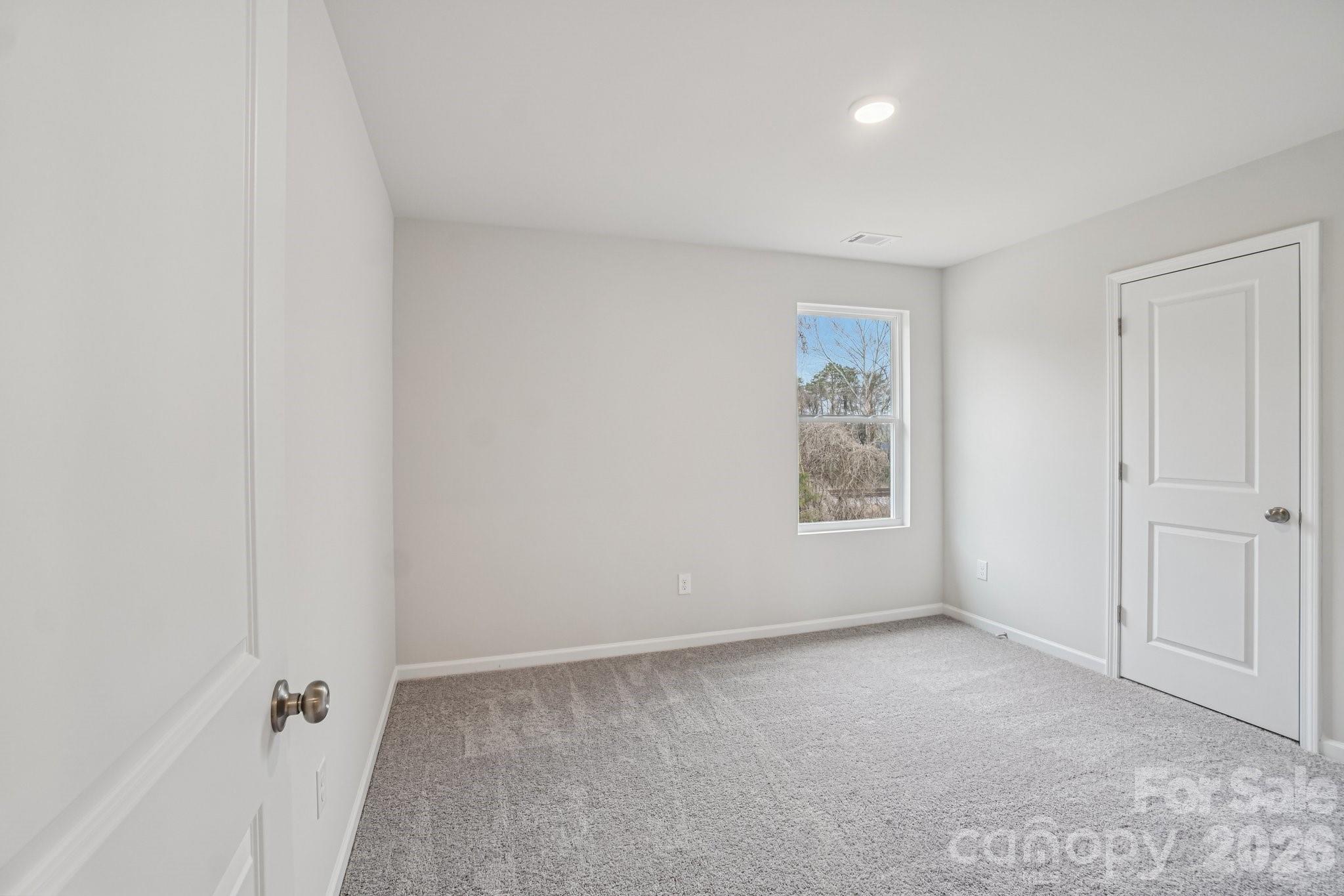 125 Russet Road Property Photo 8