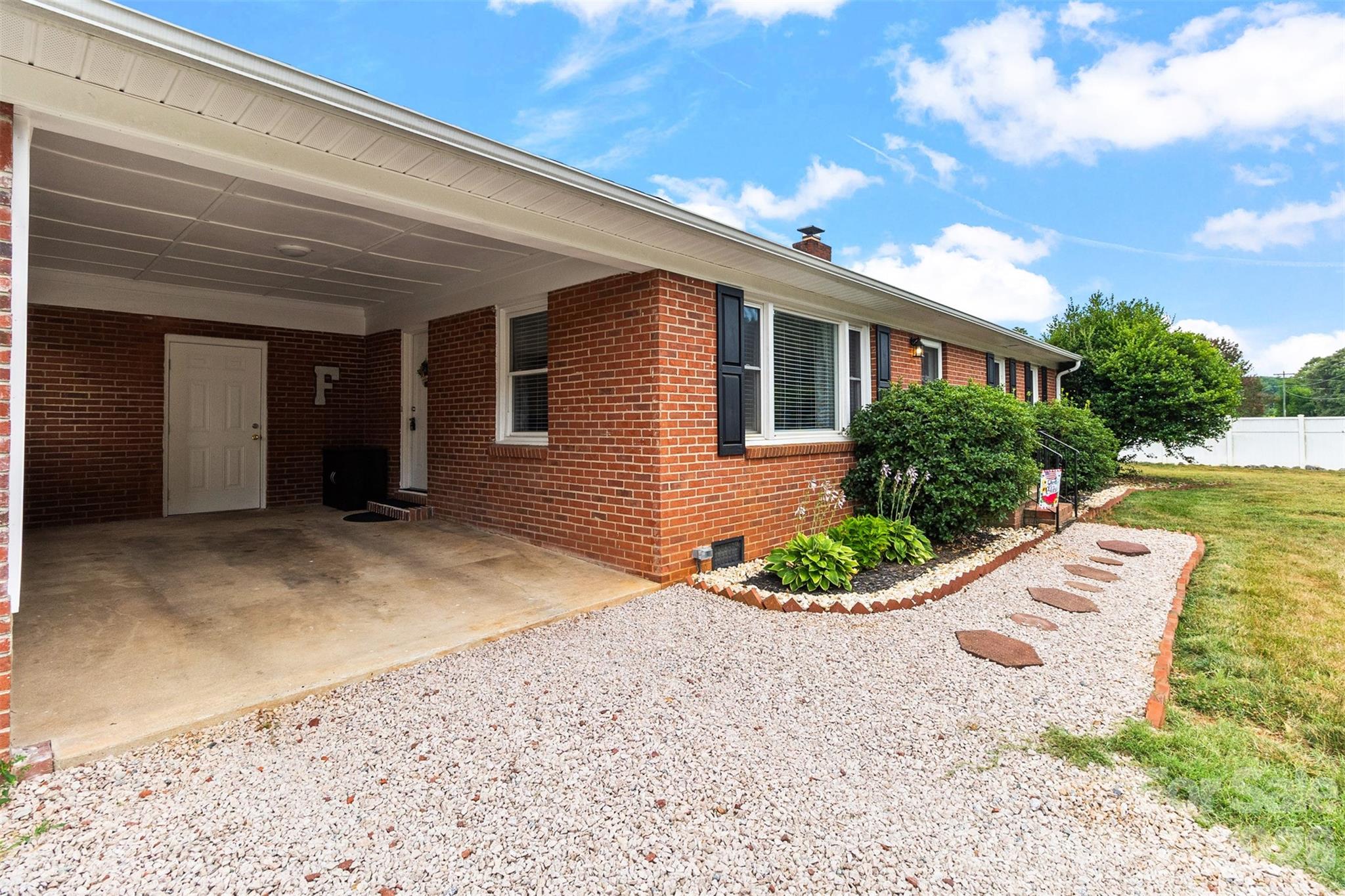 158 Baxter Road Property Photo 4
