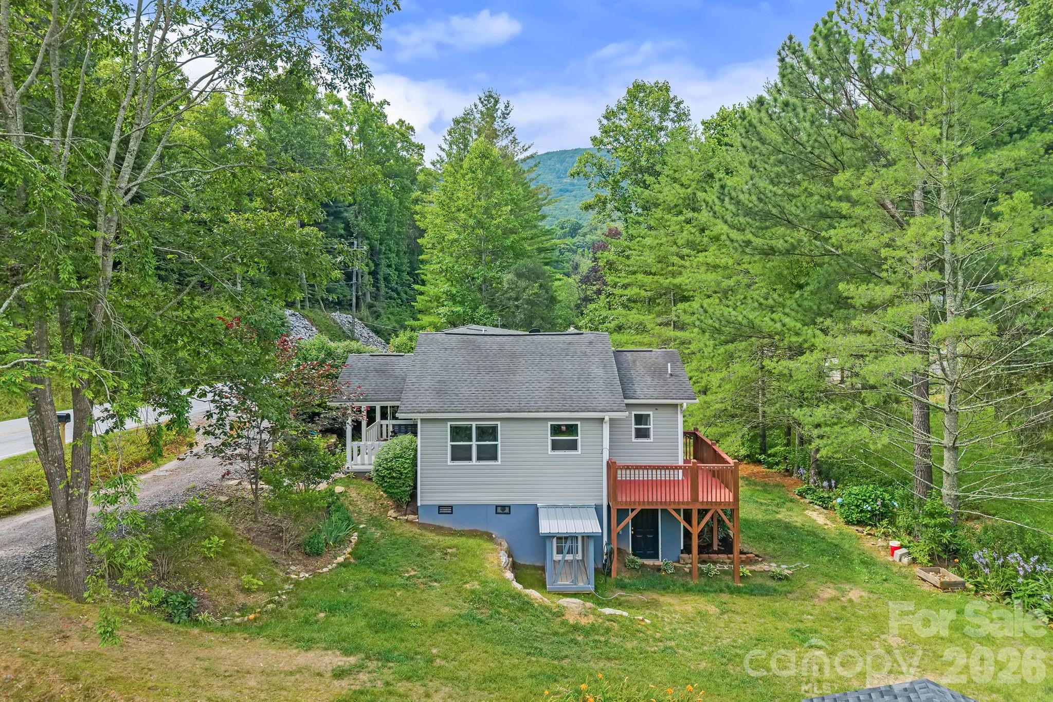 5239 Gerton Highway Property Photo 2