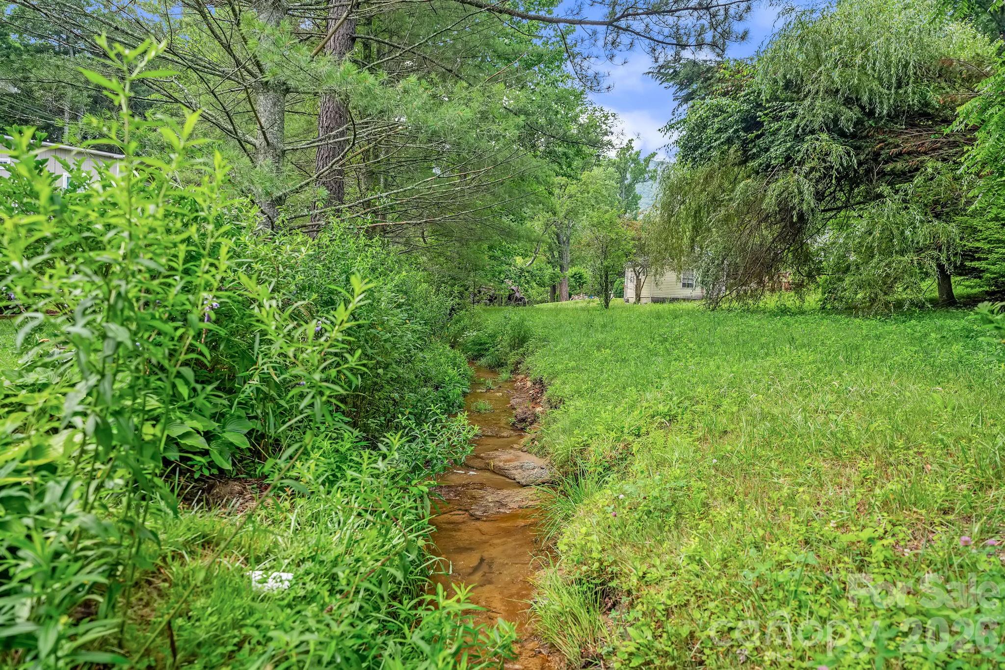 5239 Gerton Highway Property Photo 3
