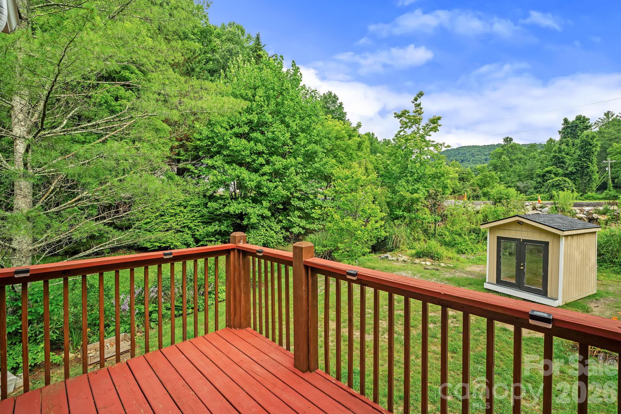 5239 Gerton Highway Property Photo 14