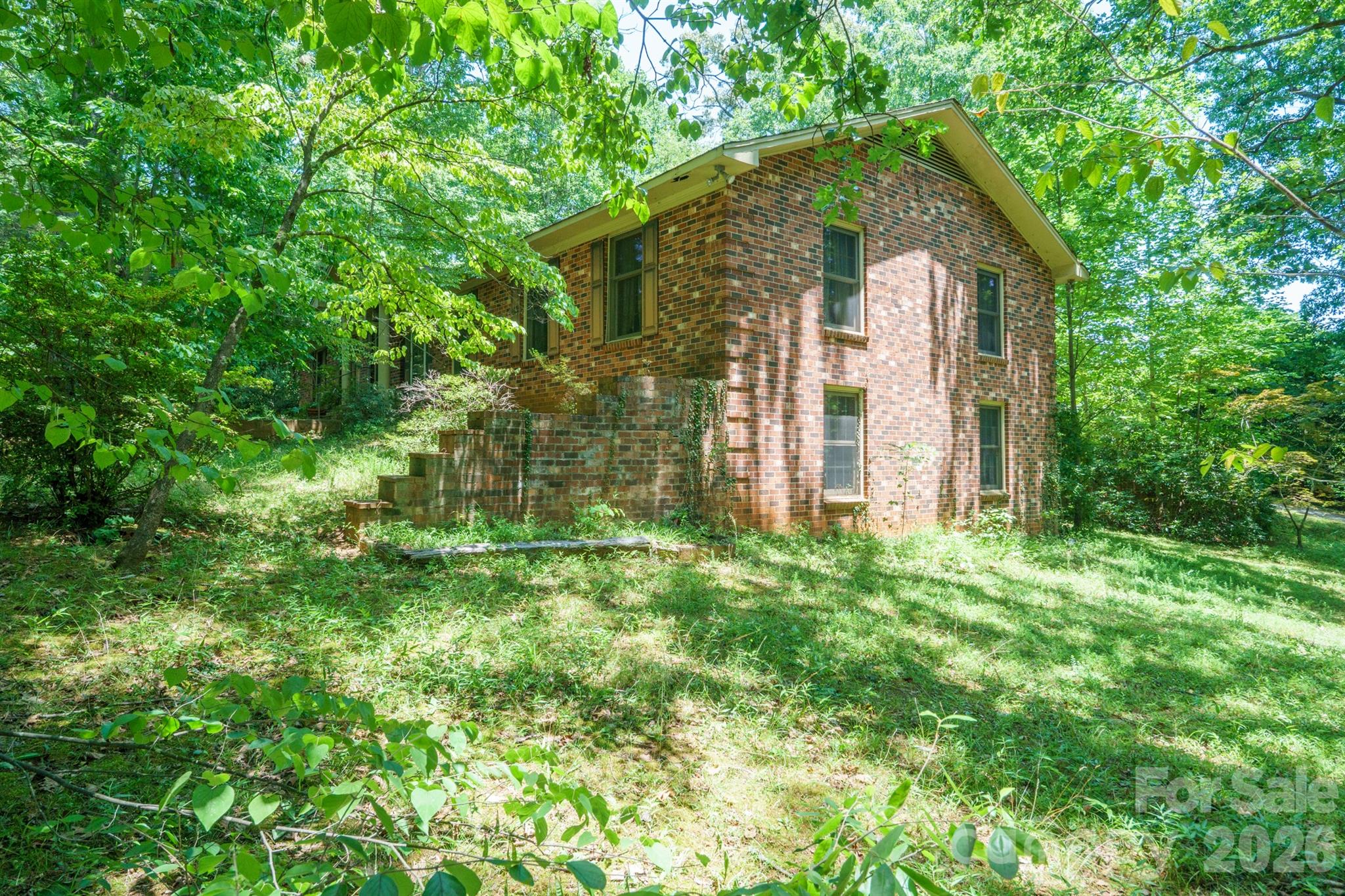 1729 Brentwood Drive Property Photo 6
