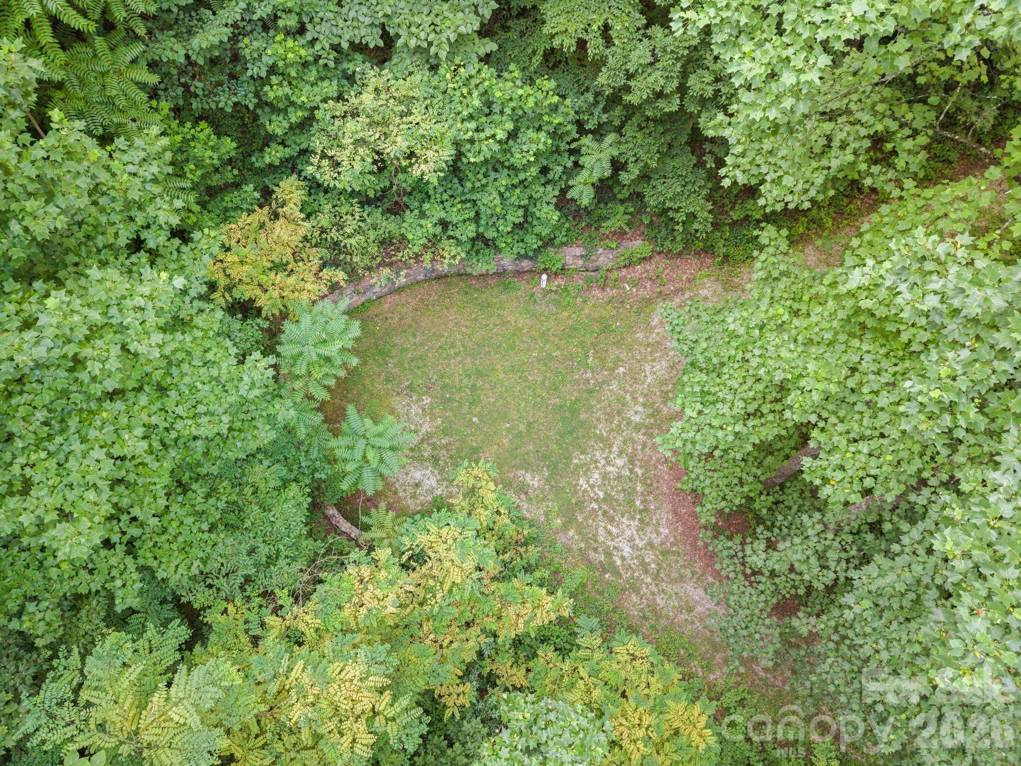 1915 Creston Drive Property Photo 18