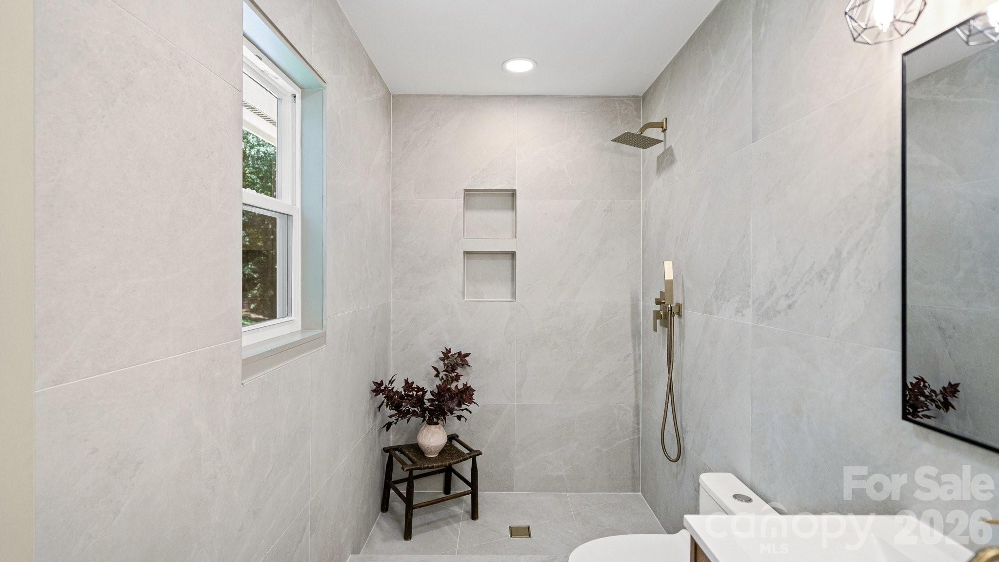 32 Bowen Drive Property Photo 9