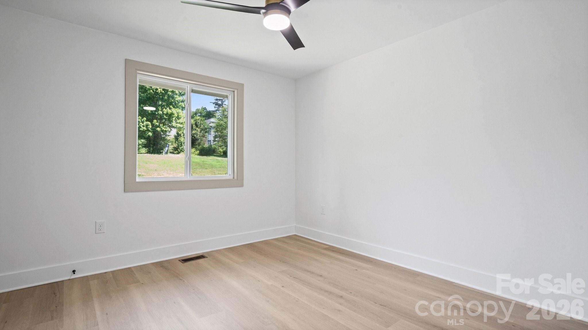 32 Bowen Drive Property Photo 11