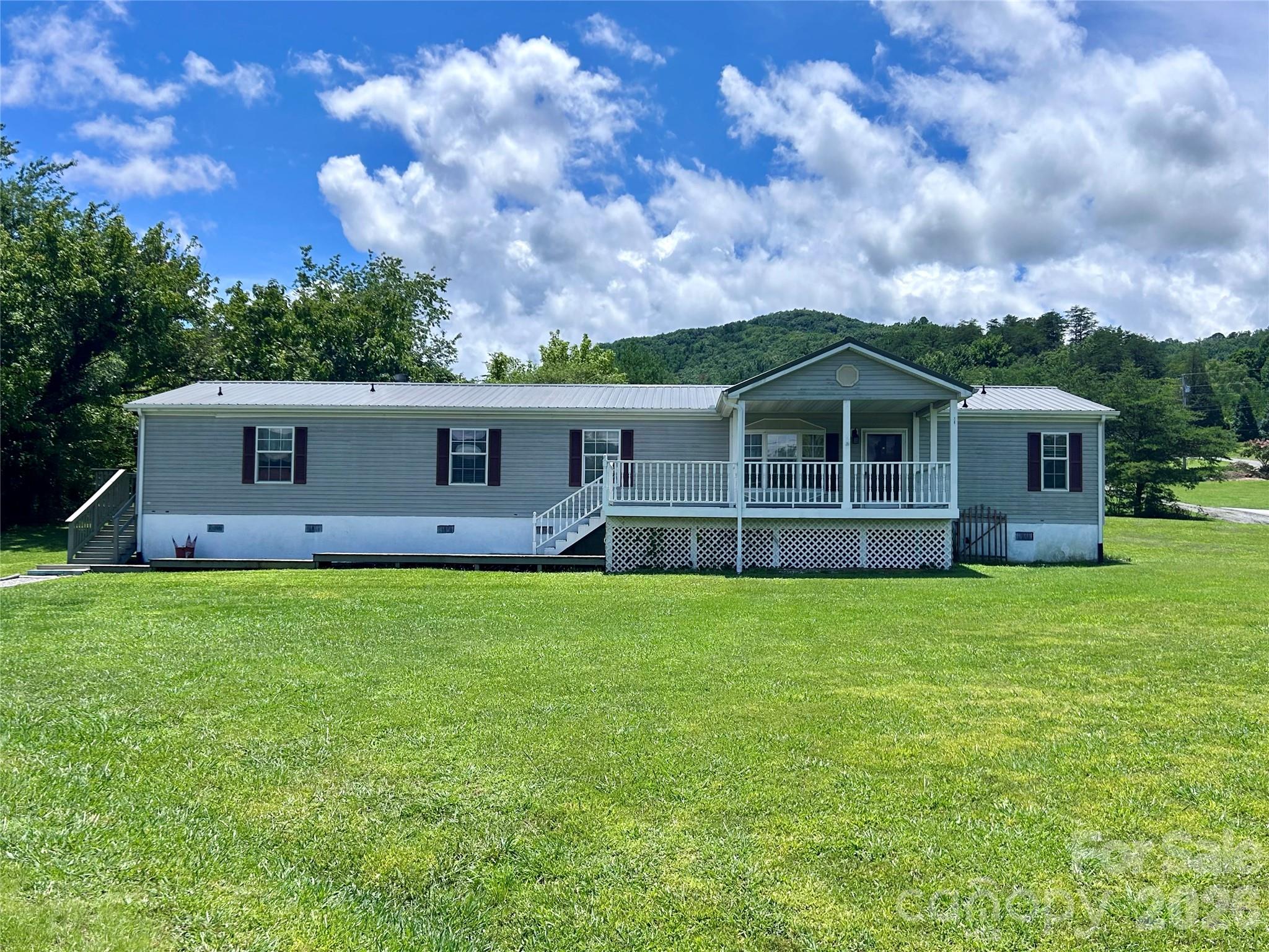 755 Fairview Loop Property Photo 1