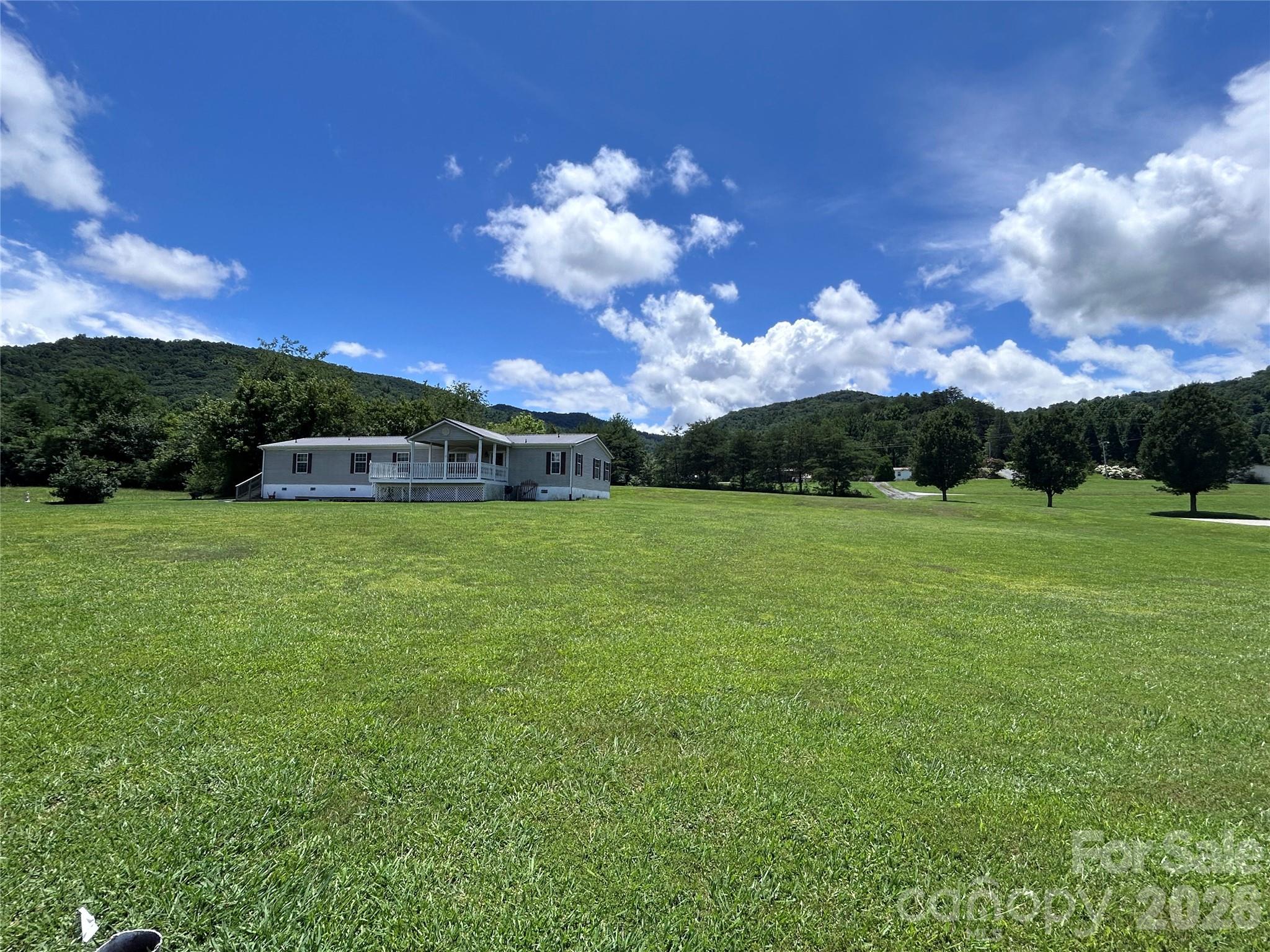 755 Fairview Loop Property Photo 7