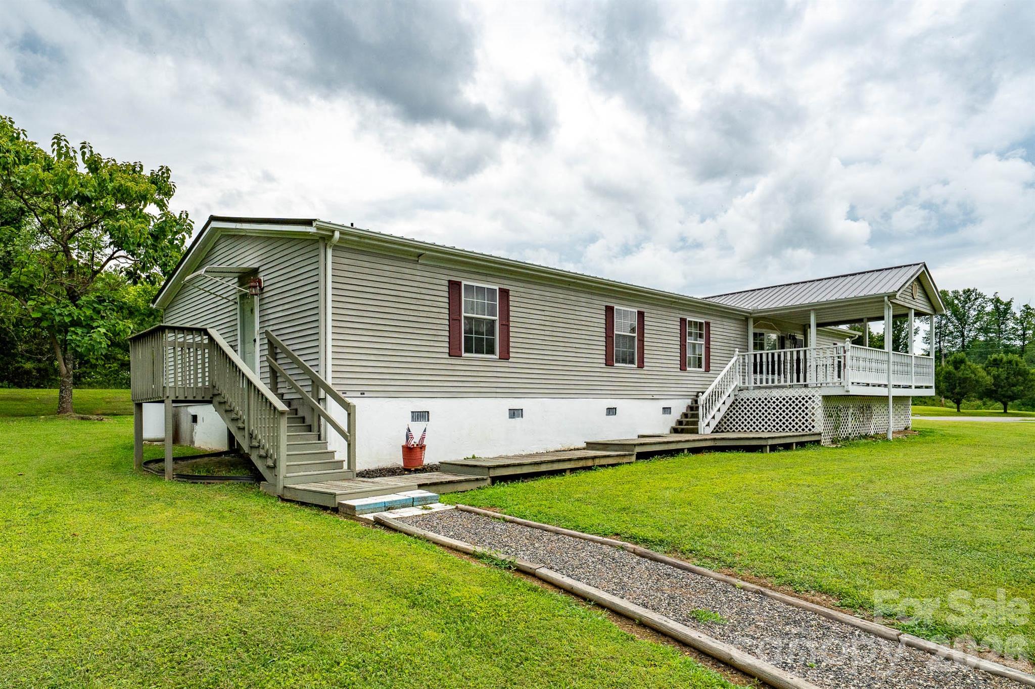 755 Fairview Loop Property Photo 14