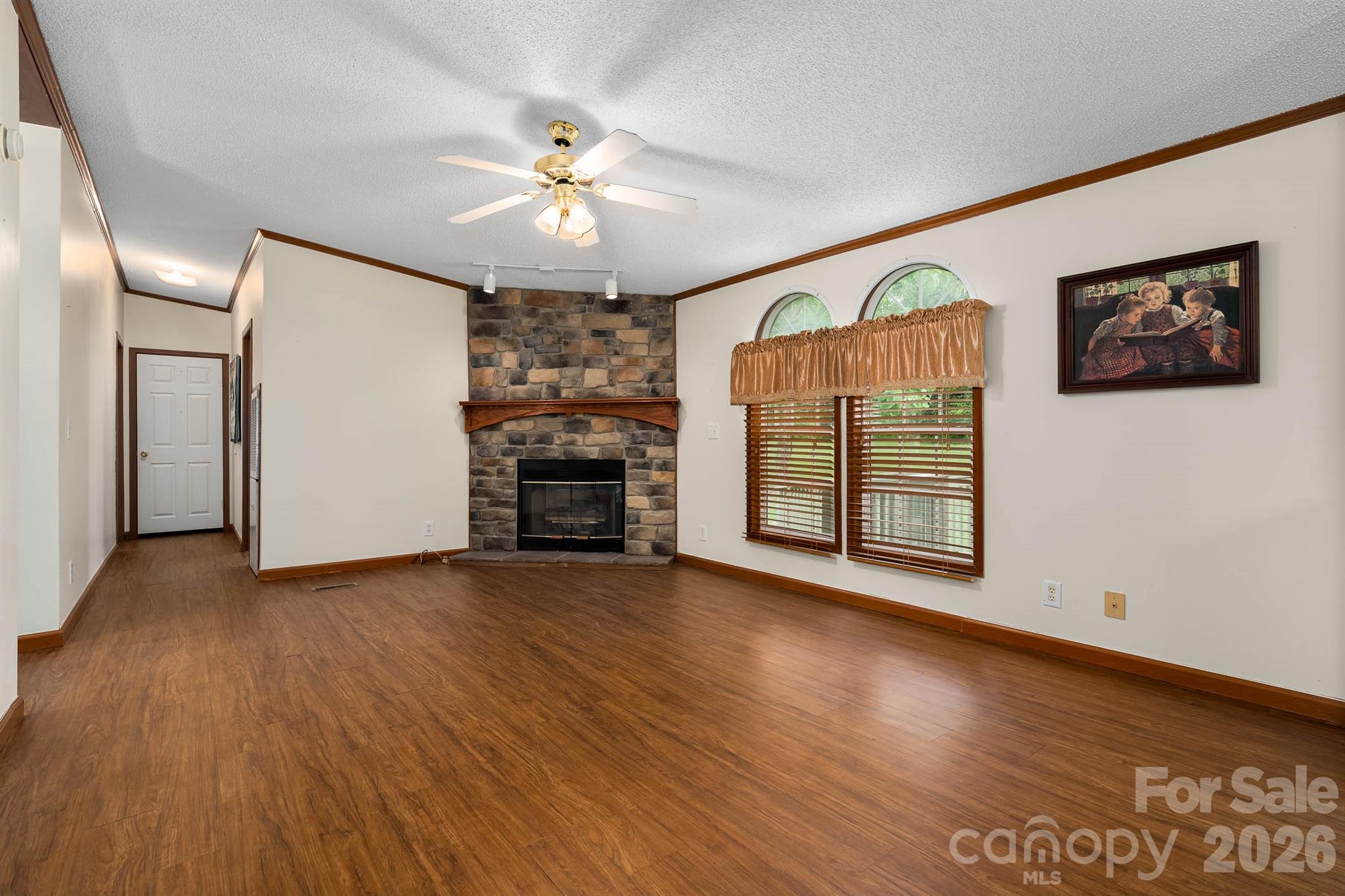 755 Fairview Loop Property Photo 30