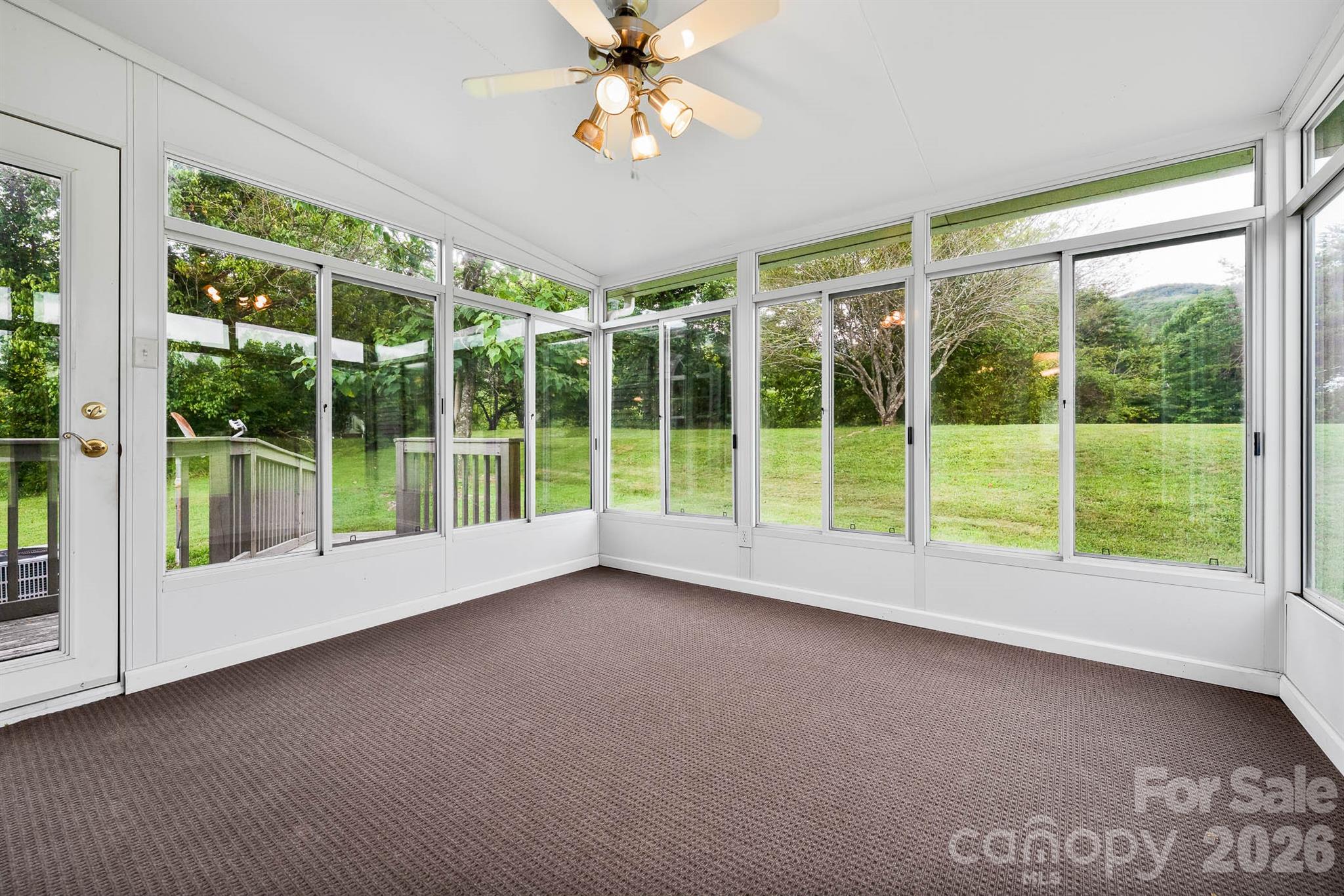 755 Fairview Loop Property Photo 38