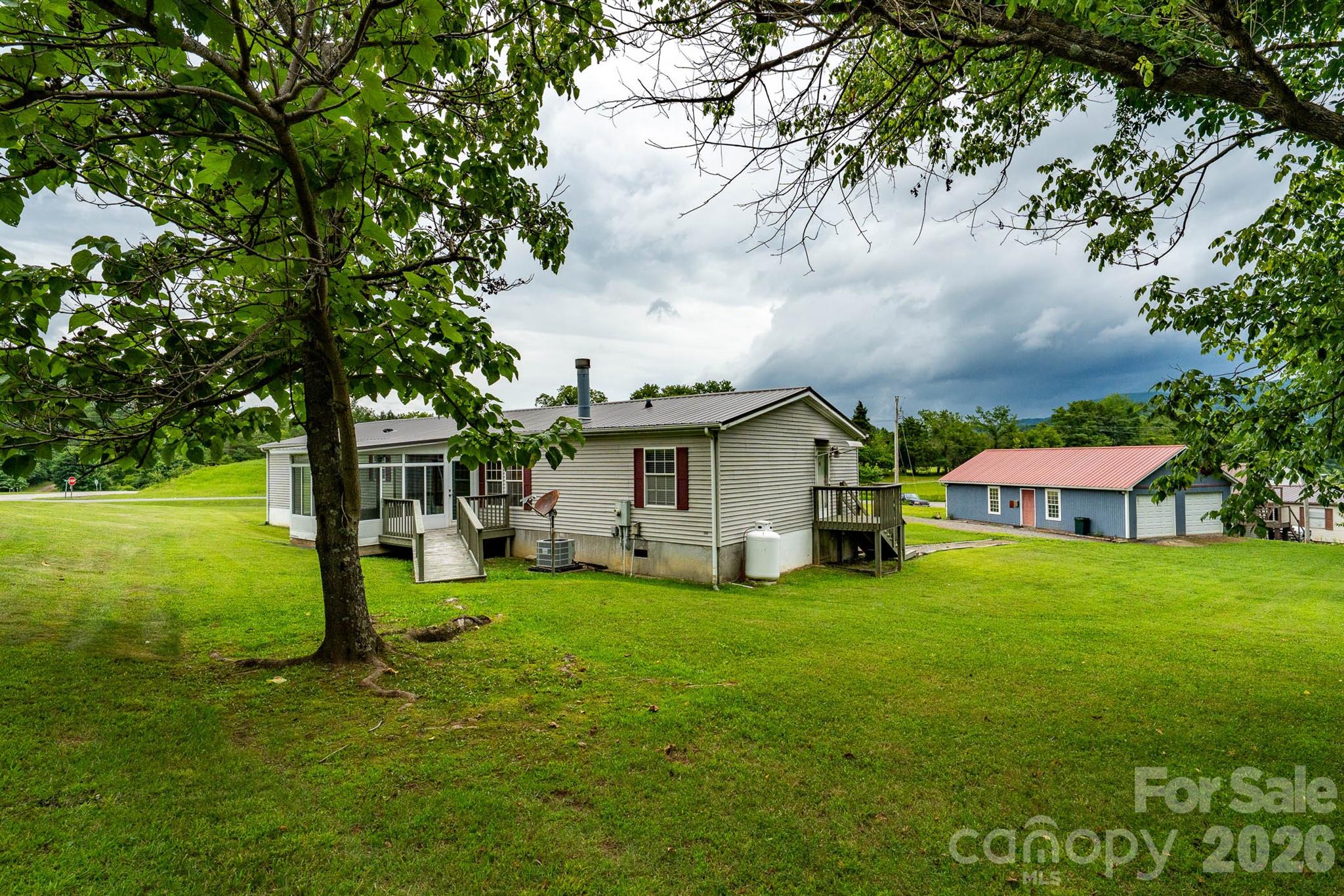 755 Fairview Loop Property Photo 42
