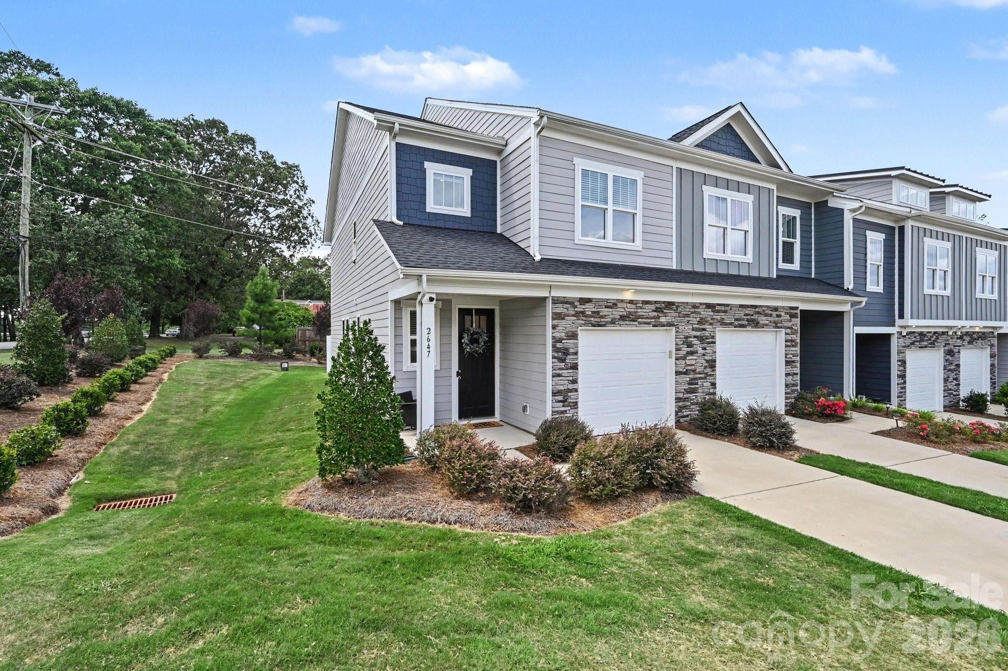 2647 Ruby Dixon Crossing Drive 1 Property Photo 2
