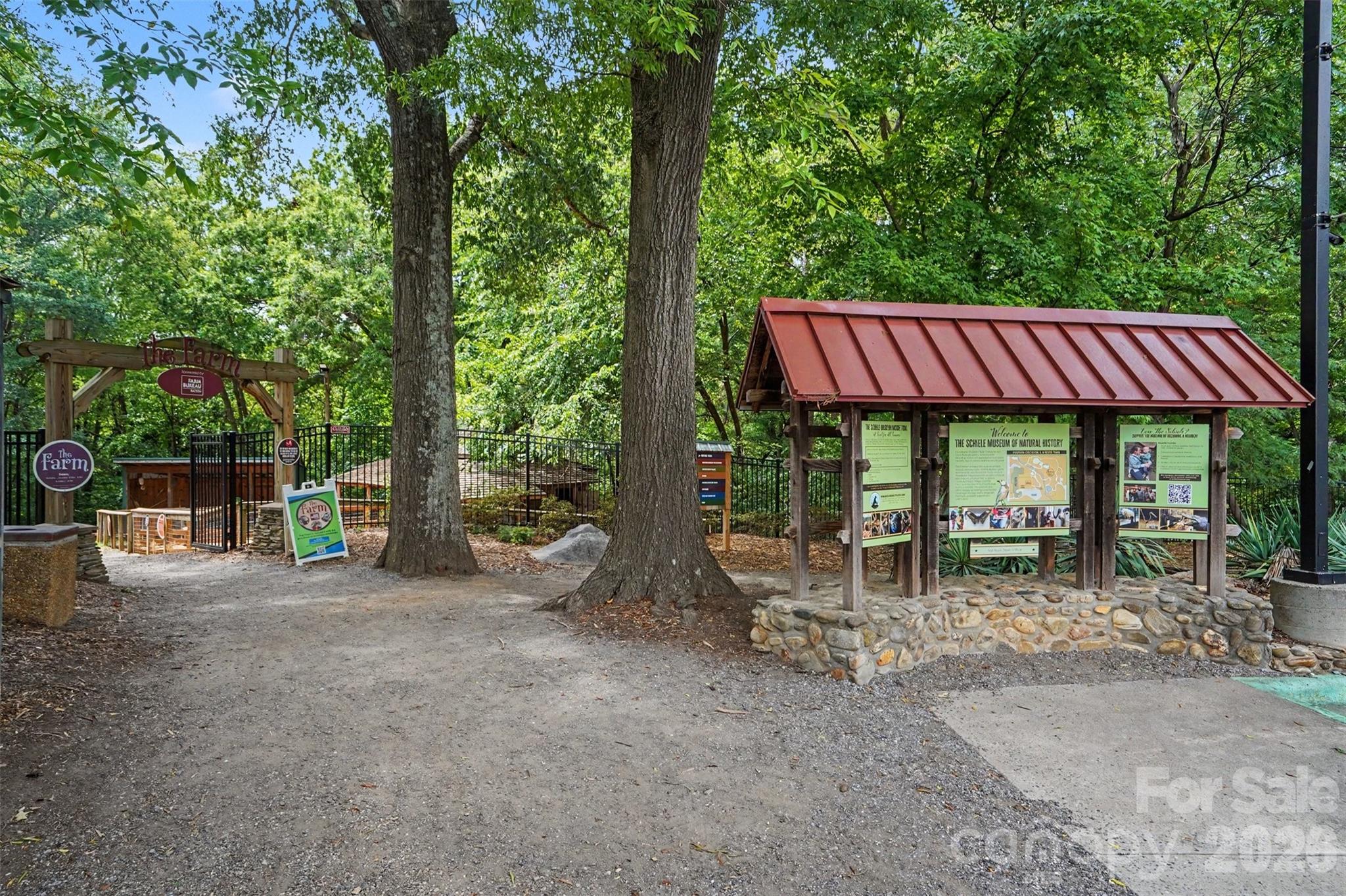 2647 Ruby Dixon Crossing Drive 1 Property Photo 38