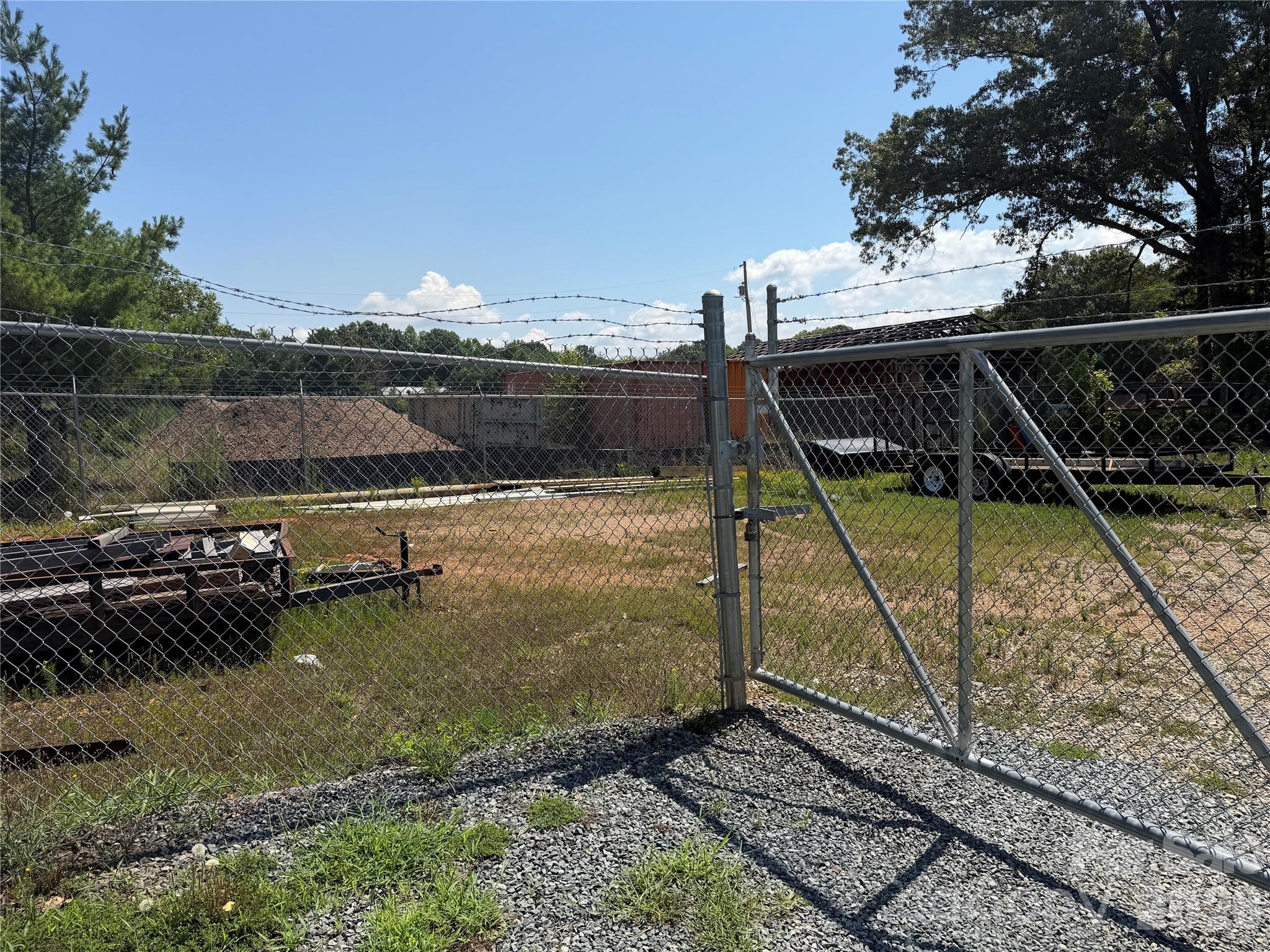 5166 Slanting Bridge Road Property Photo 8