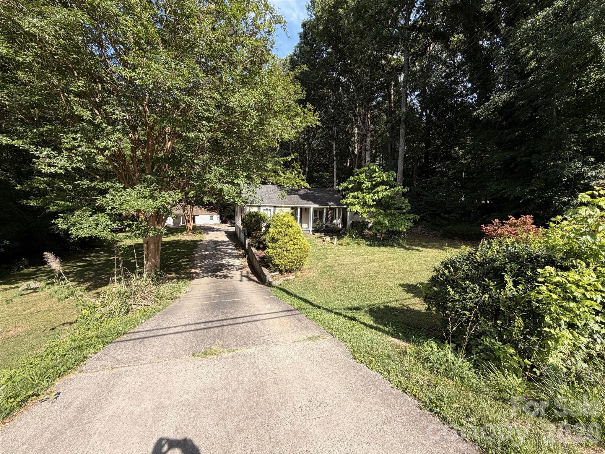 1818 Union Road Property Photo 2