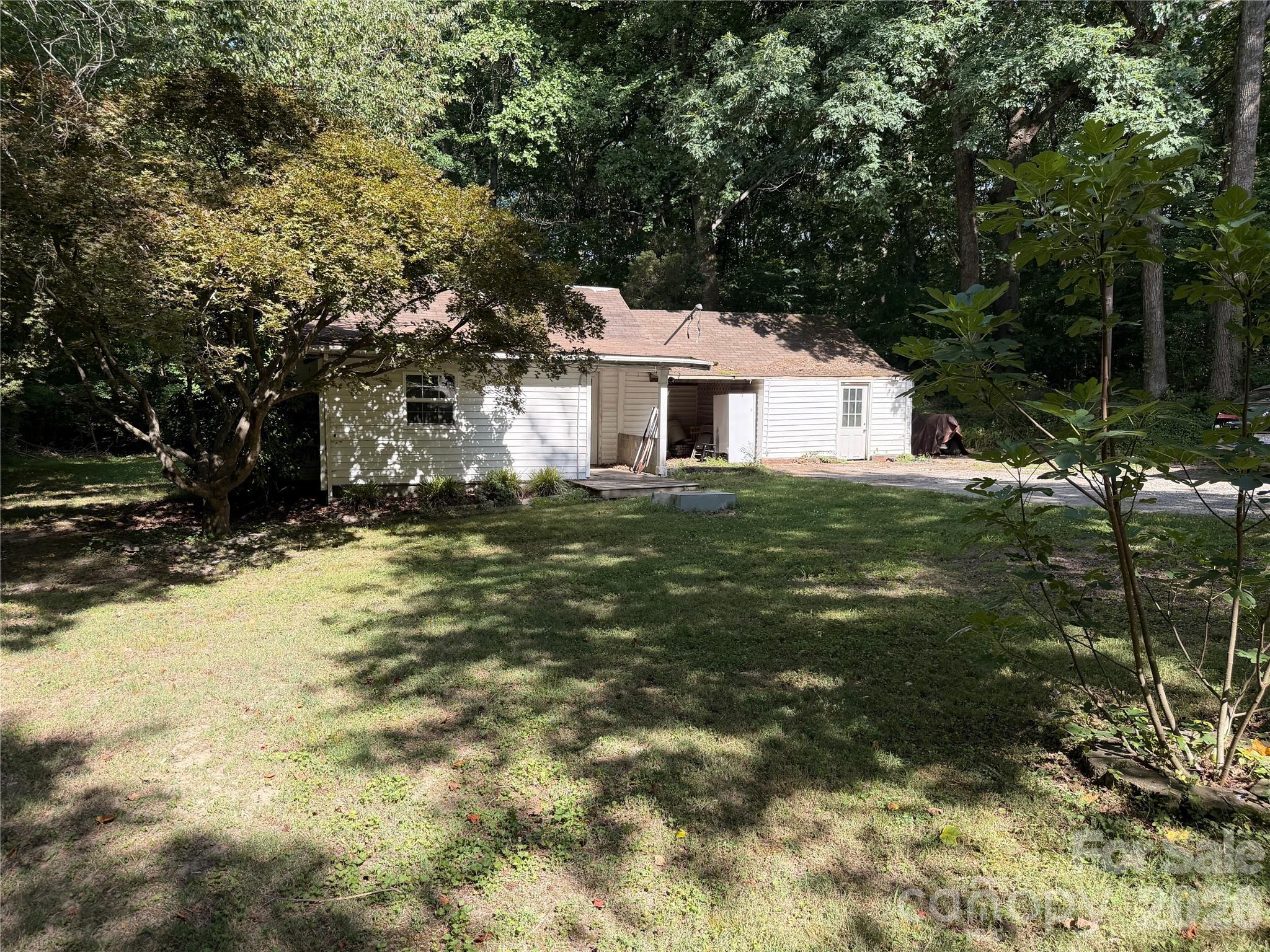 1818 Union Road Property Photo 5
