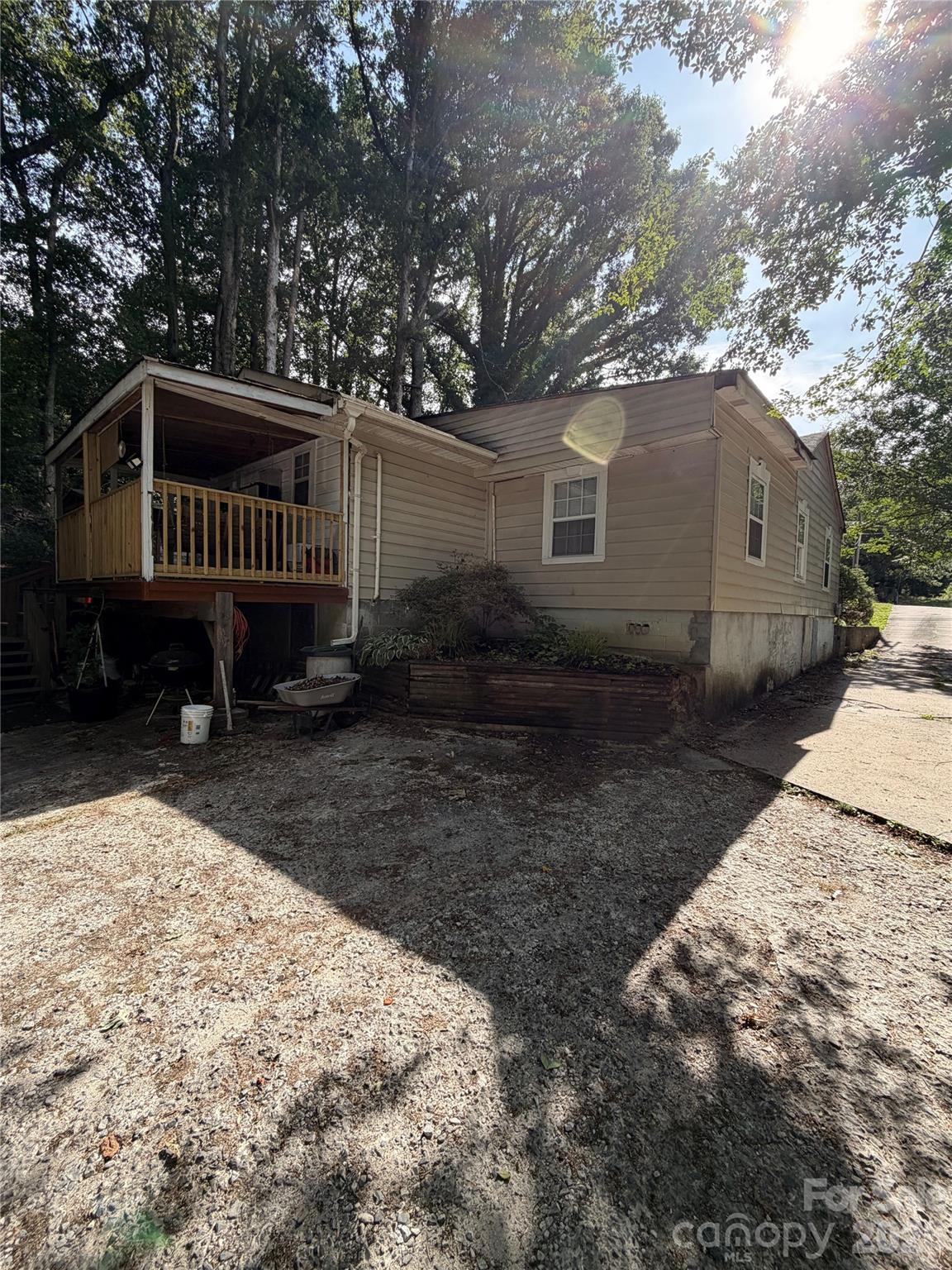 1818 Union Road Property Photo 7