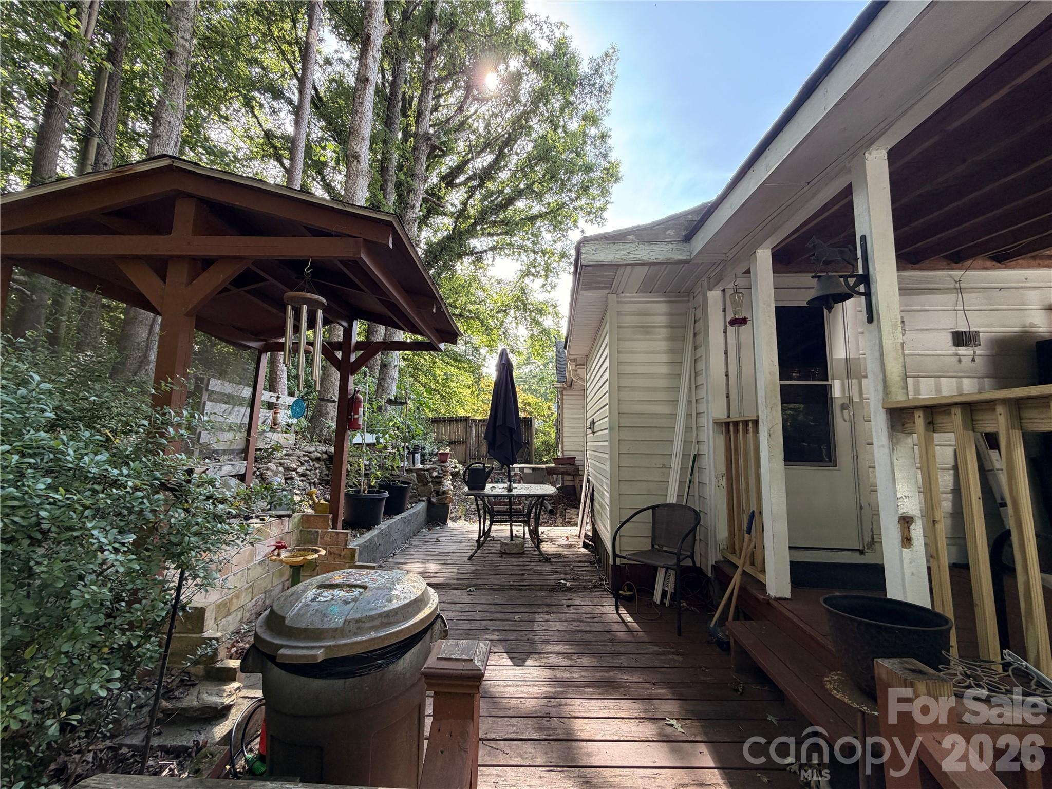 1818 Union Road Property Photo 8