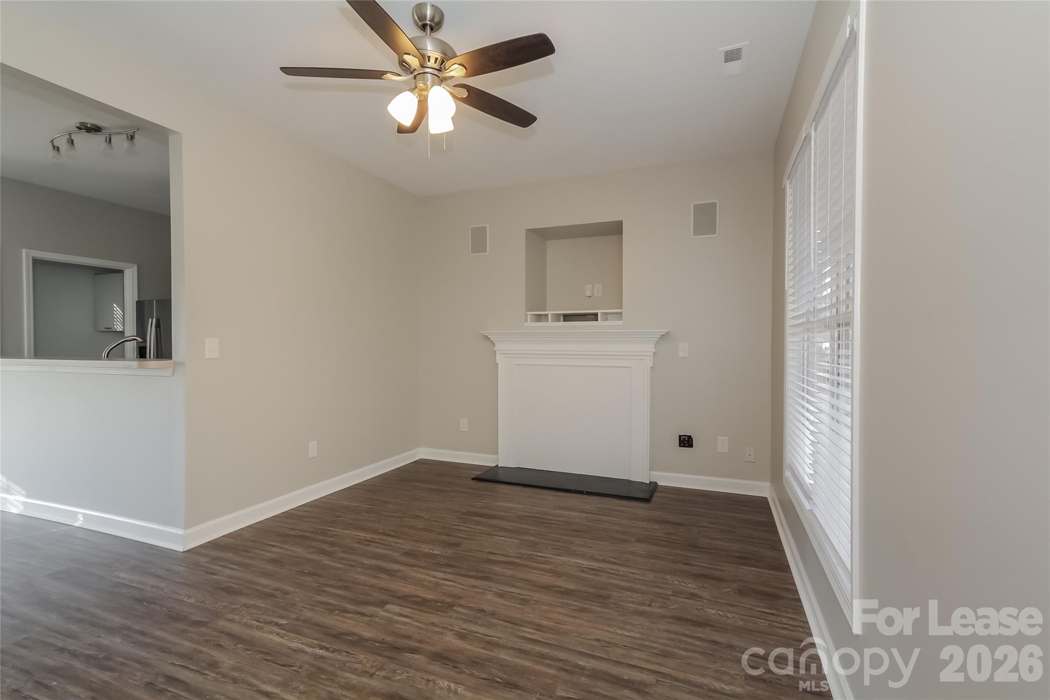7943 Rolling Meadows Lane Property Photo 5
