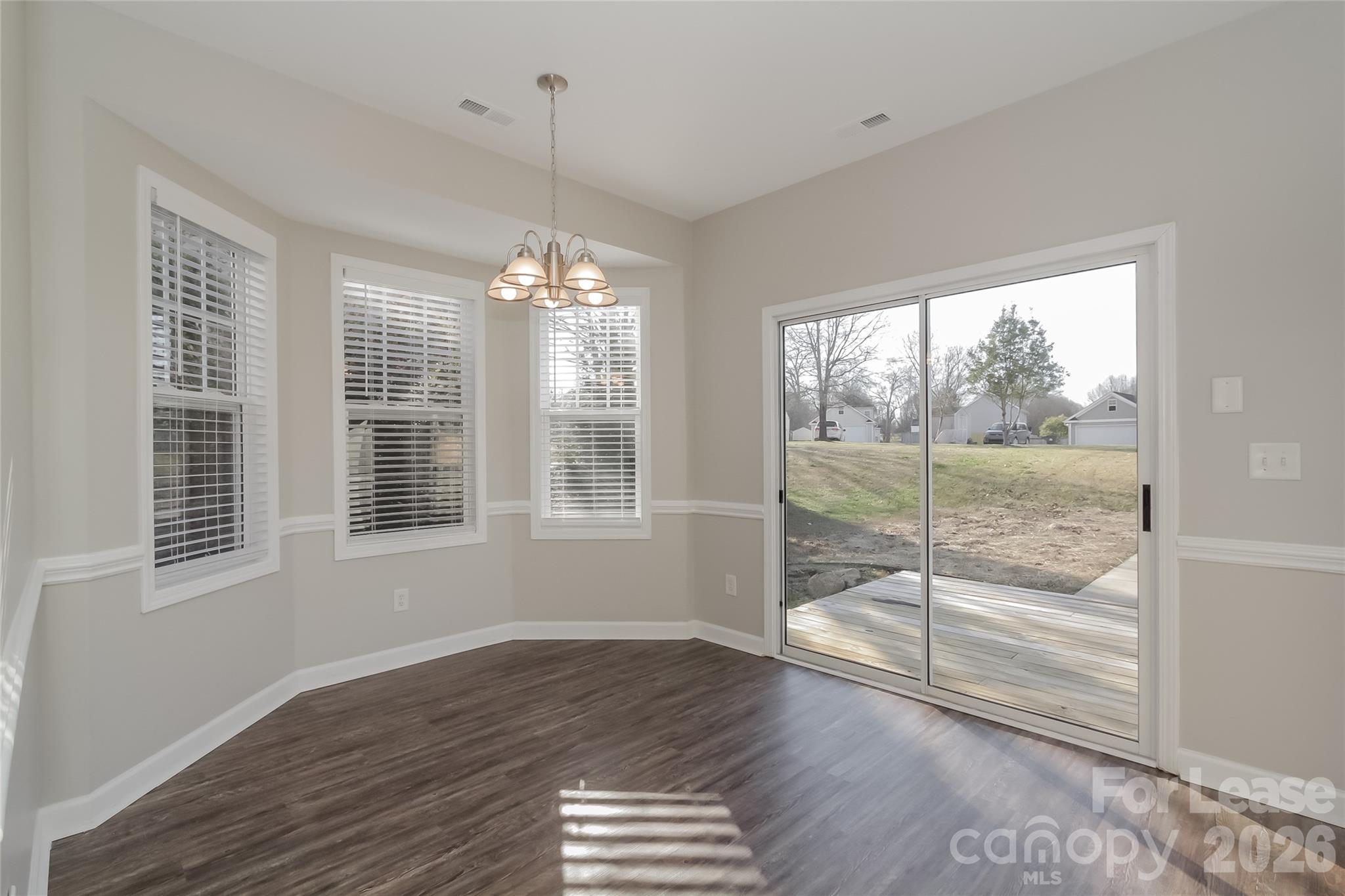7943 Rolling Meadows Lane Property Photo 6