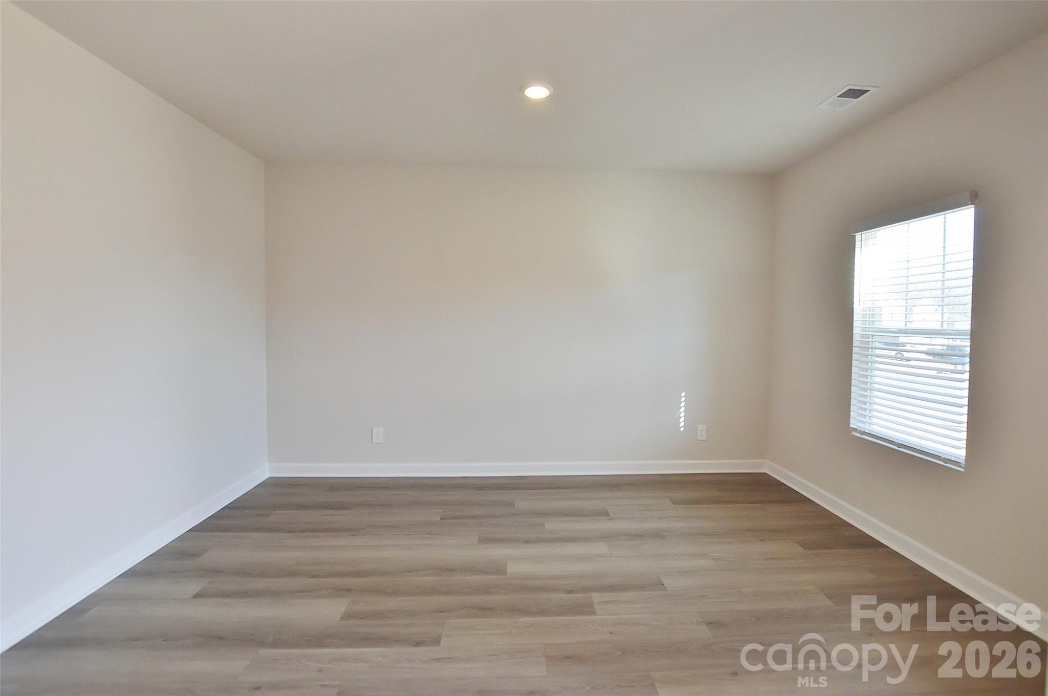 1537 Harper Landing Boulevard Property Photo 8