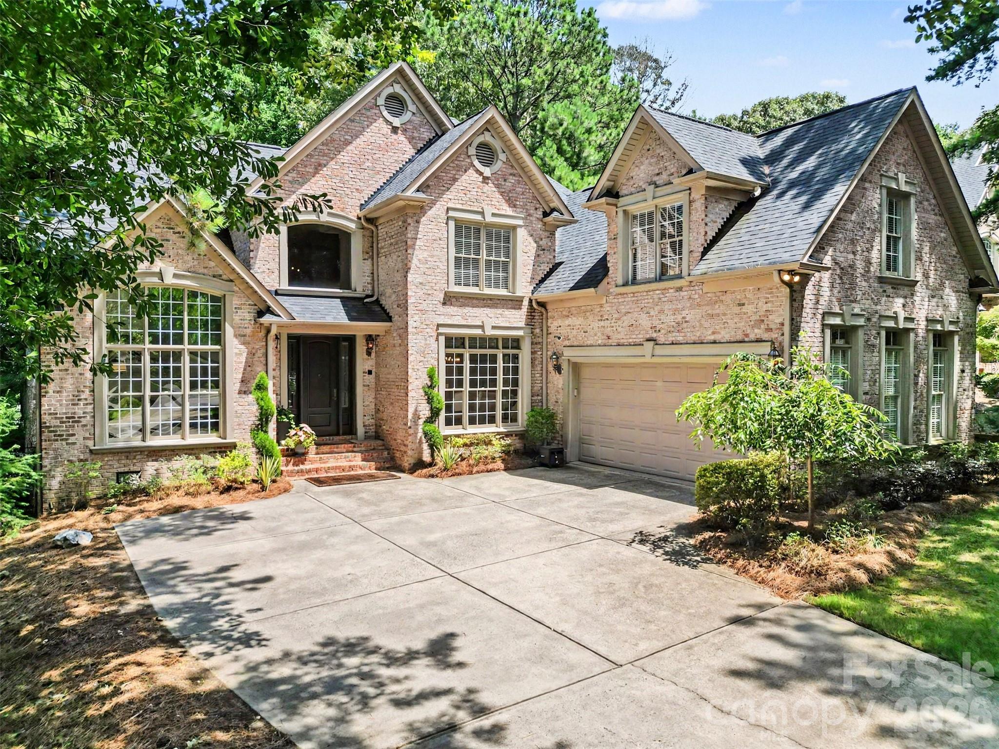109 Whiterock Drive Property Photo 1