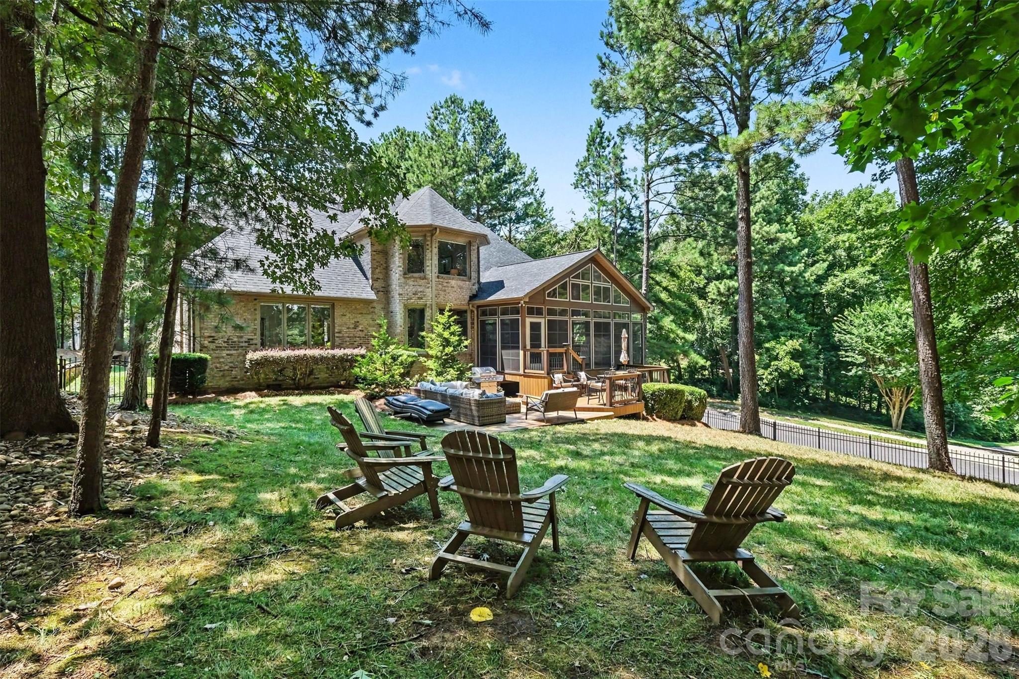 109 Whiterock Drive Property Photo 31