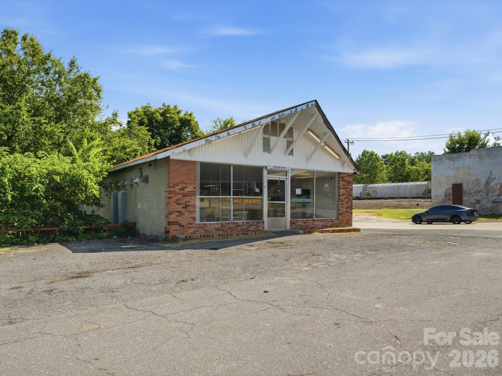 250 Gadsden Street Property Photo 30