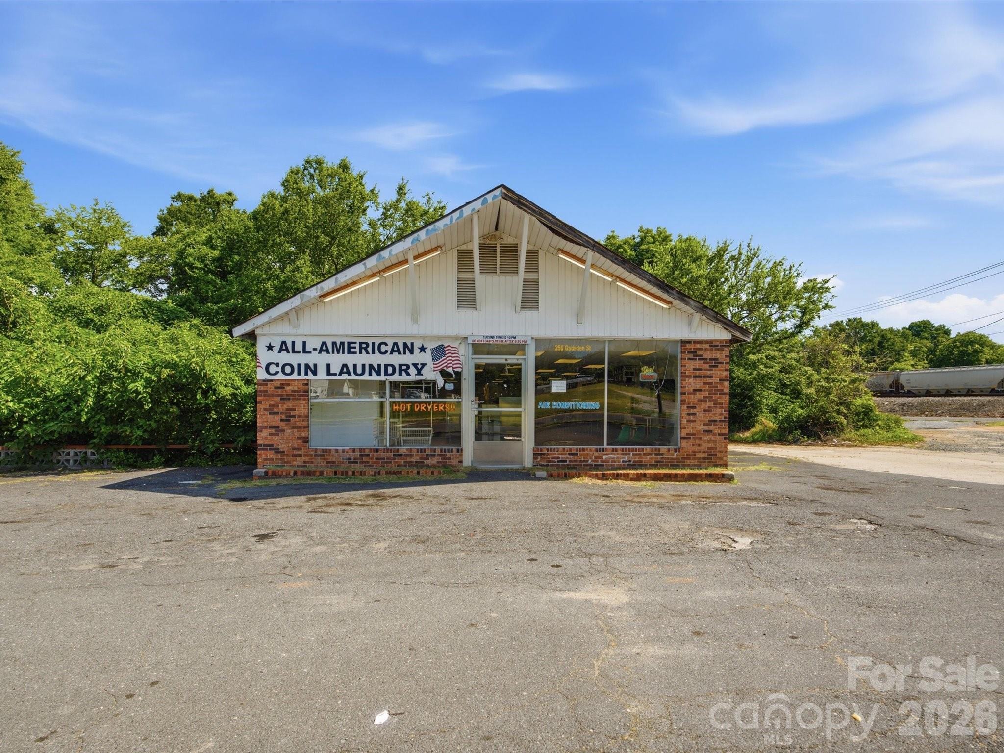 250 Gadsden Street Property Photo 32