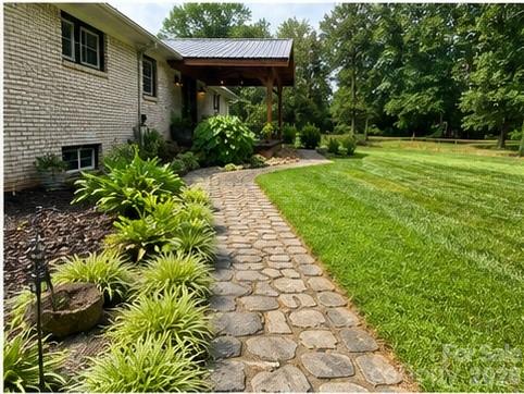 4538 Diamond Street Property Photo 8
