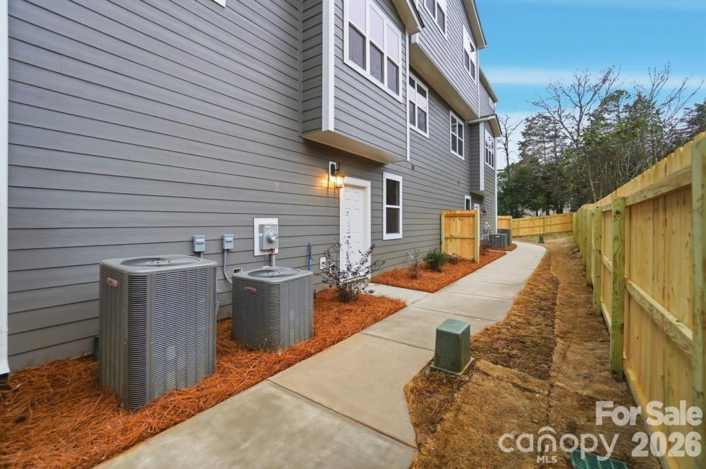 8927 Sharonbrook Drive Property Photo 33