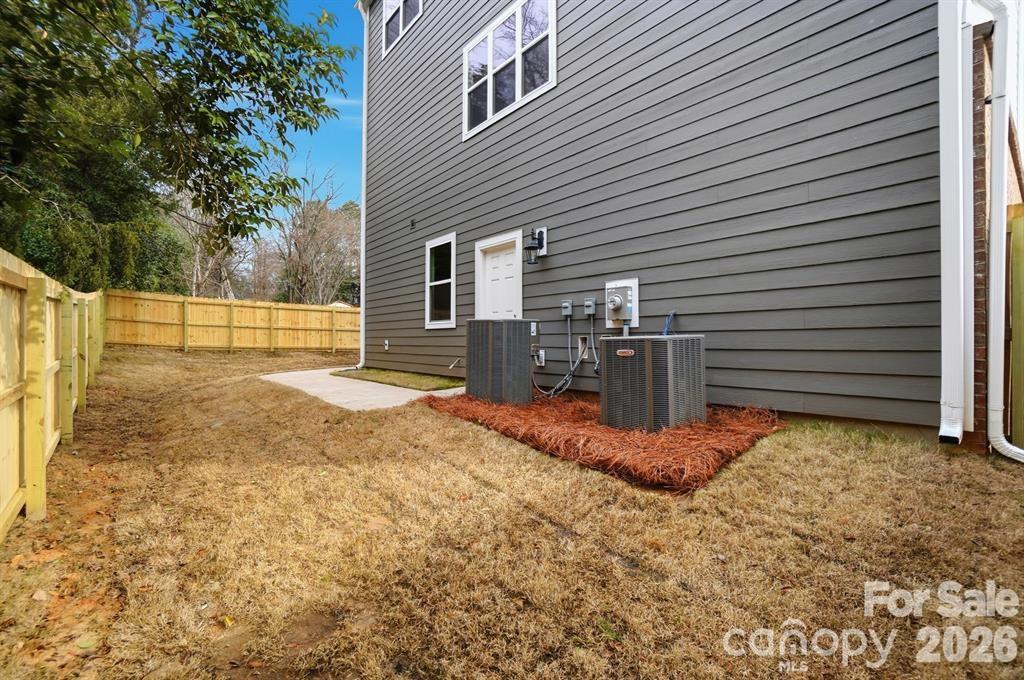 8927 Sharonbrook Drive Property Photo 37
