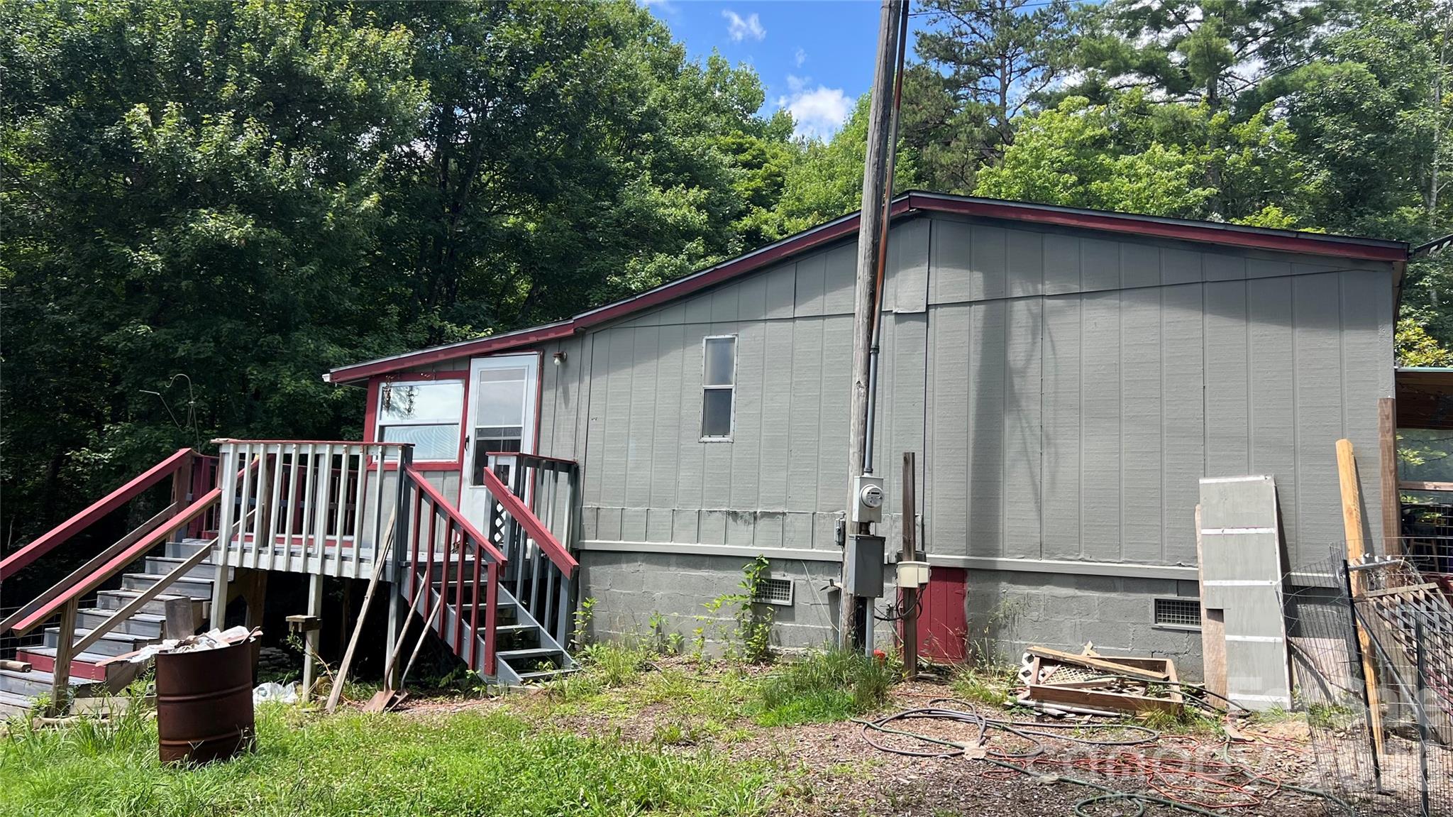 236 Forest Lane Property Photo 2