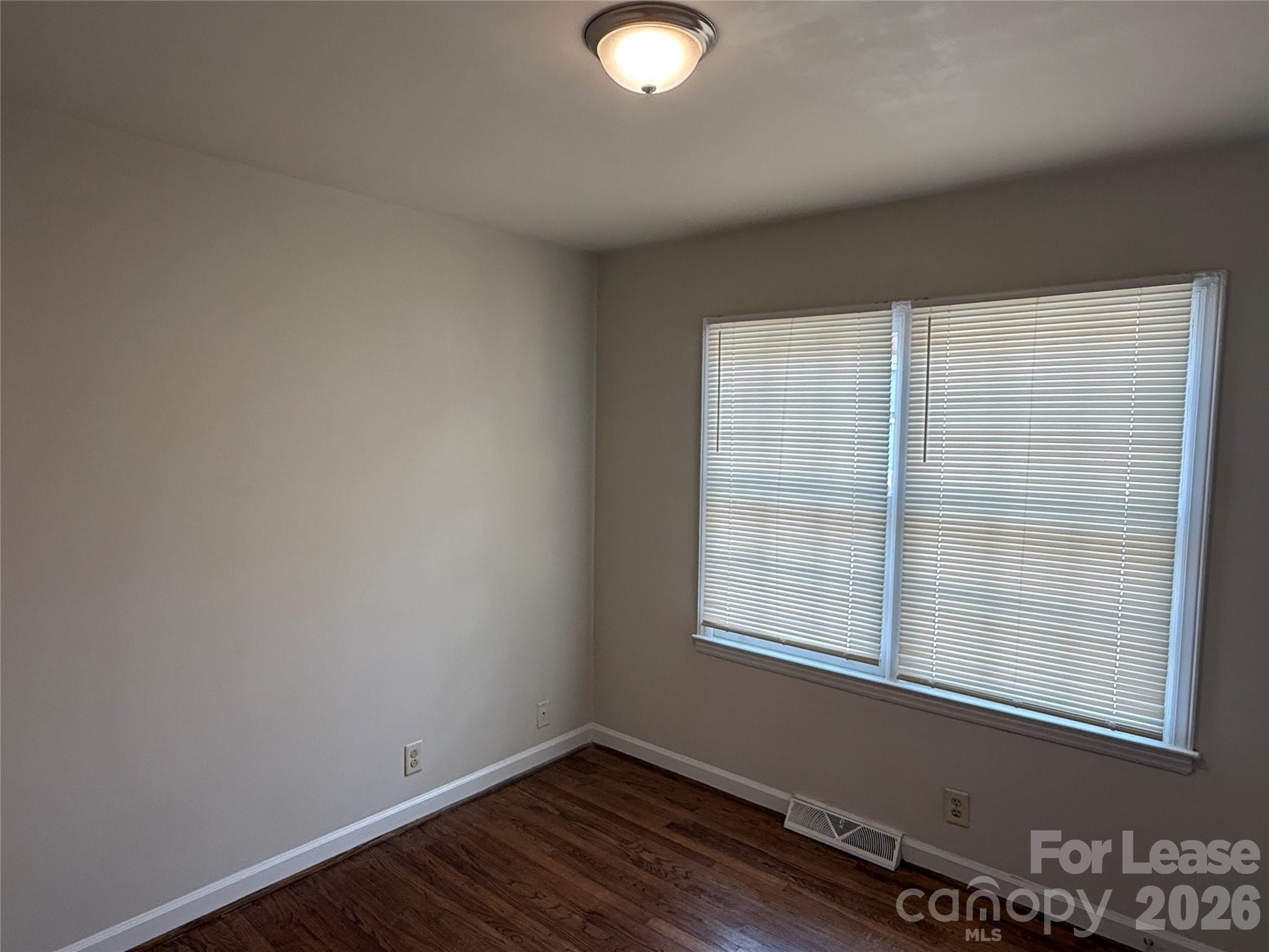 3721 Driftwood Drive Property Photo 7