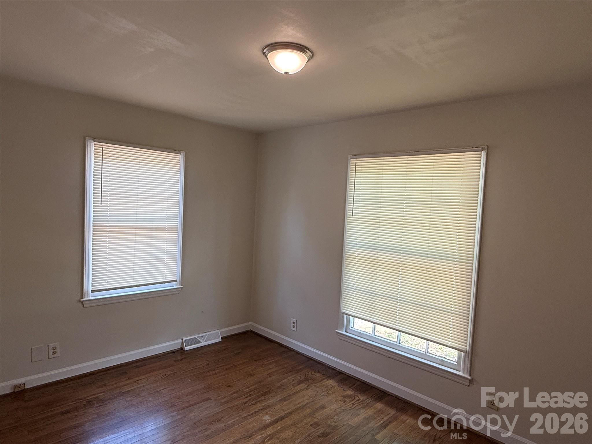 3721 Driftwood Drive Property Photo 9