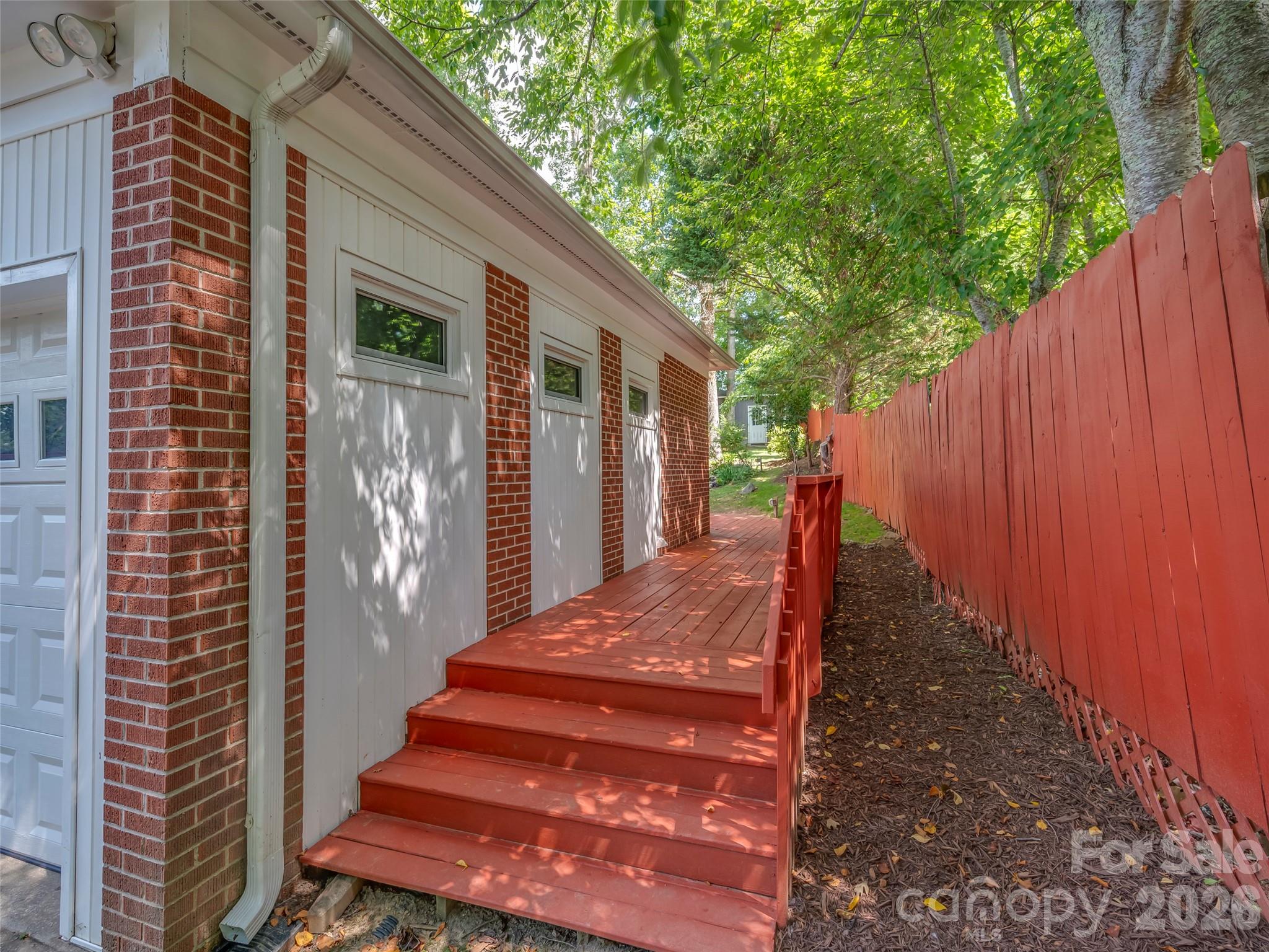 917 W Blue Ridge Road Property Photo 25