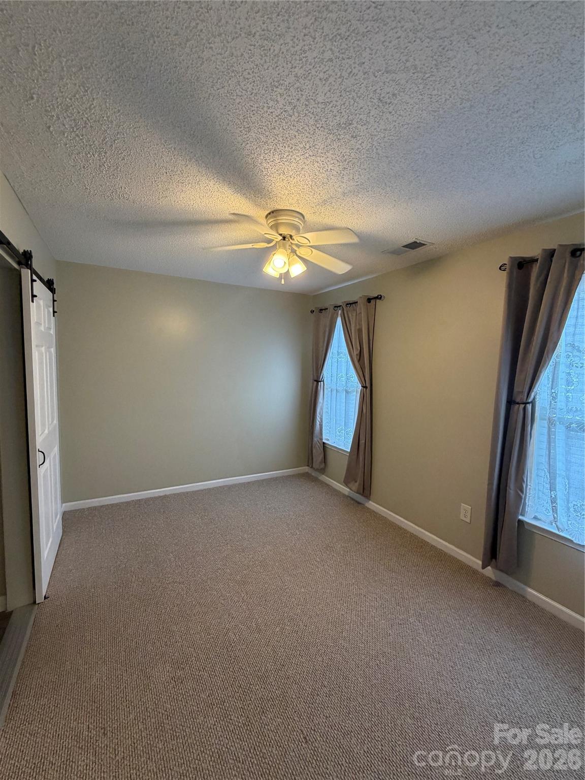 484 Lexie Lane Property Photo 4