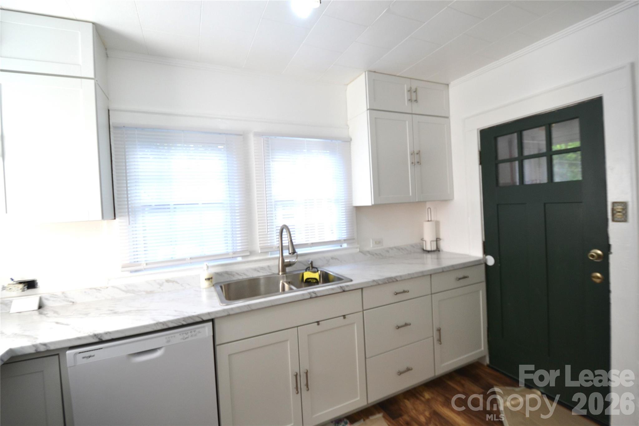 800 Arbor Street Property Photo 11