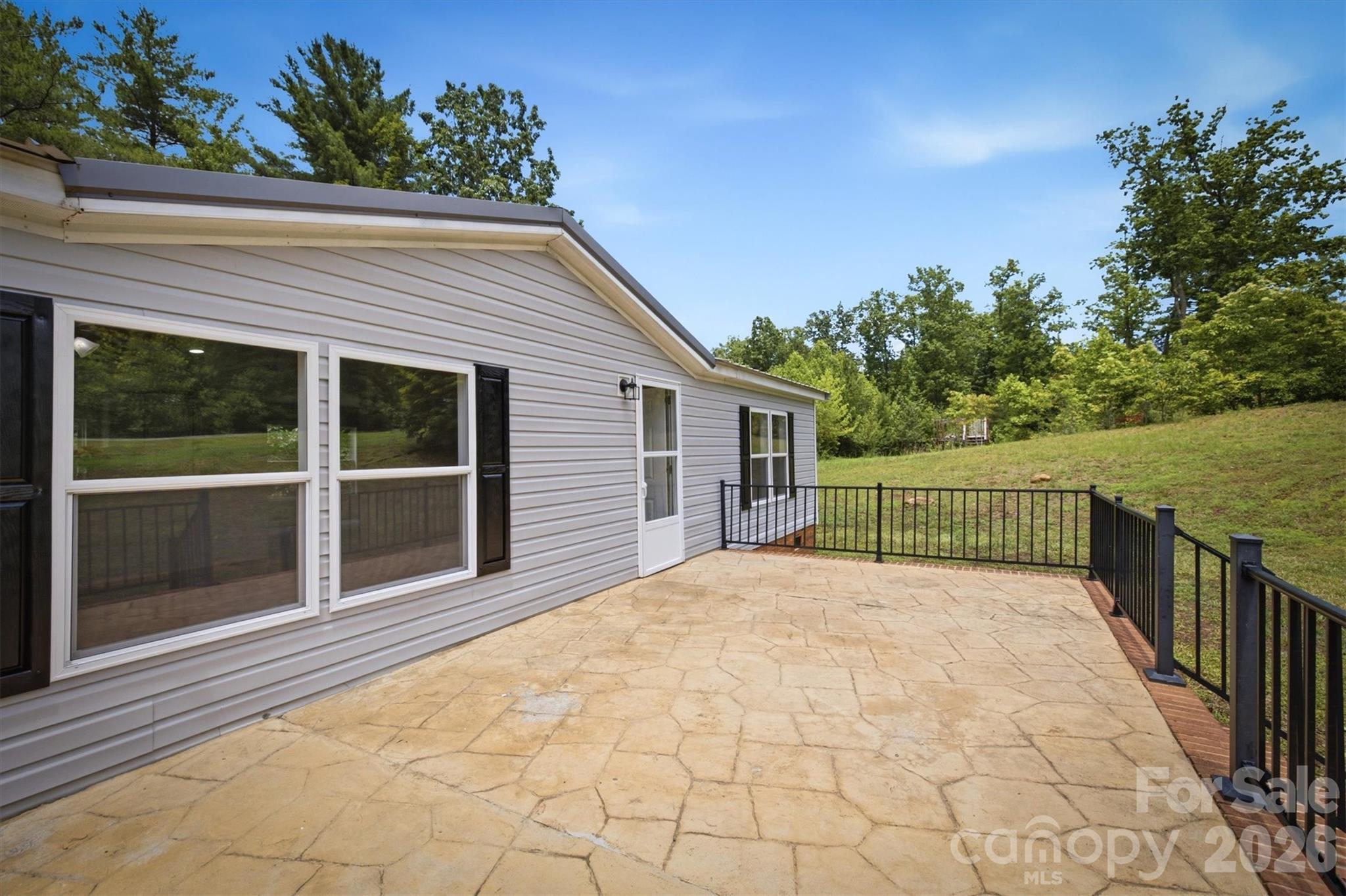 2688 Kite Drive Property Photo 4