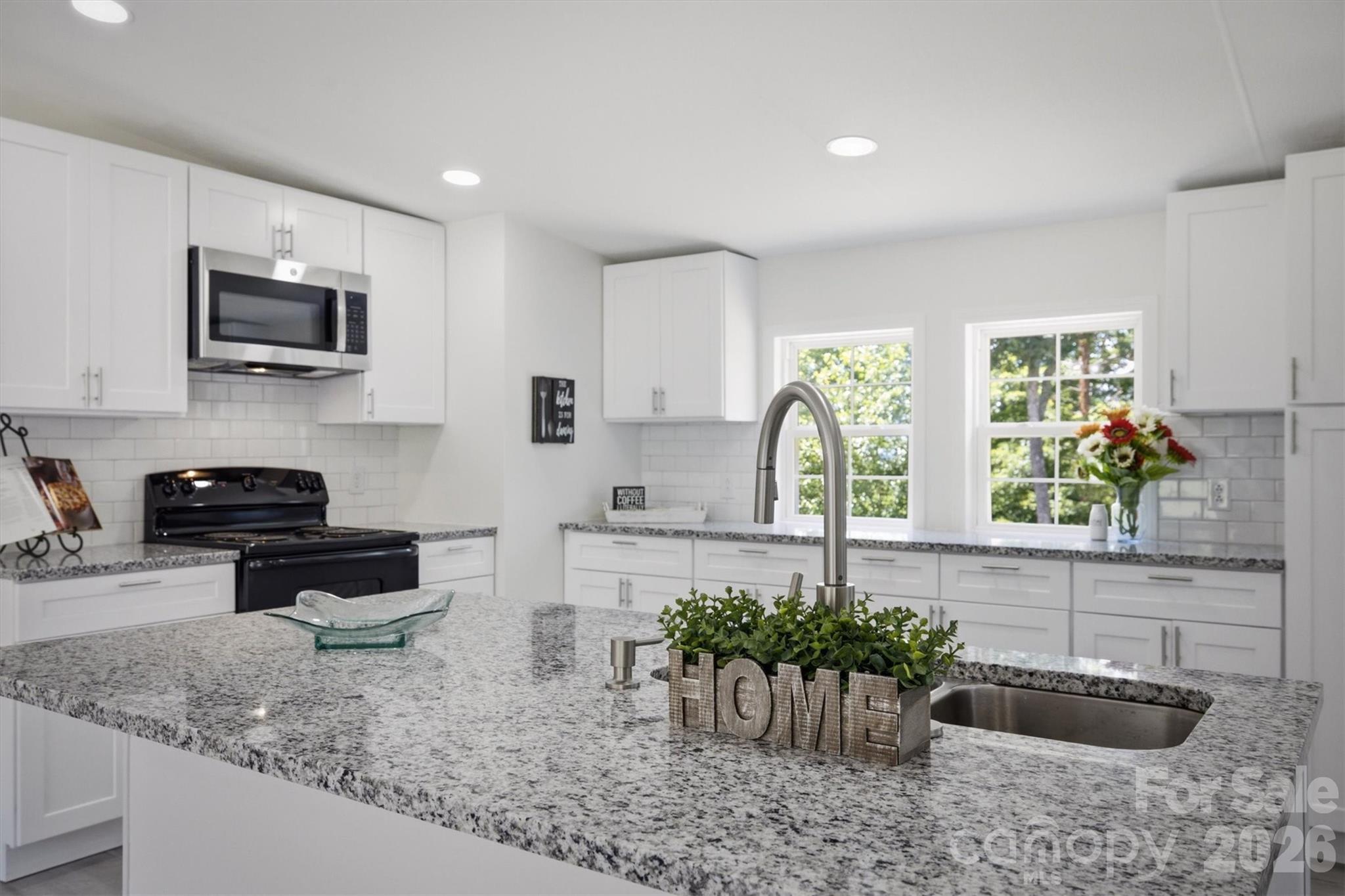 2688 Kite Drive Property Photo 10