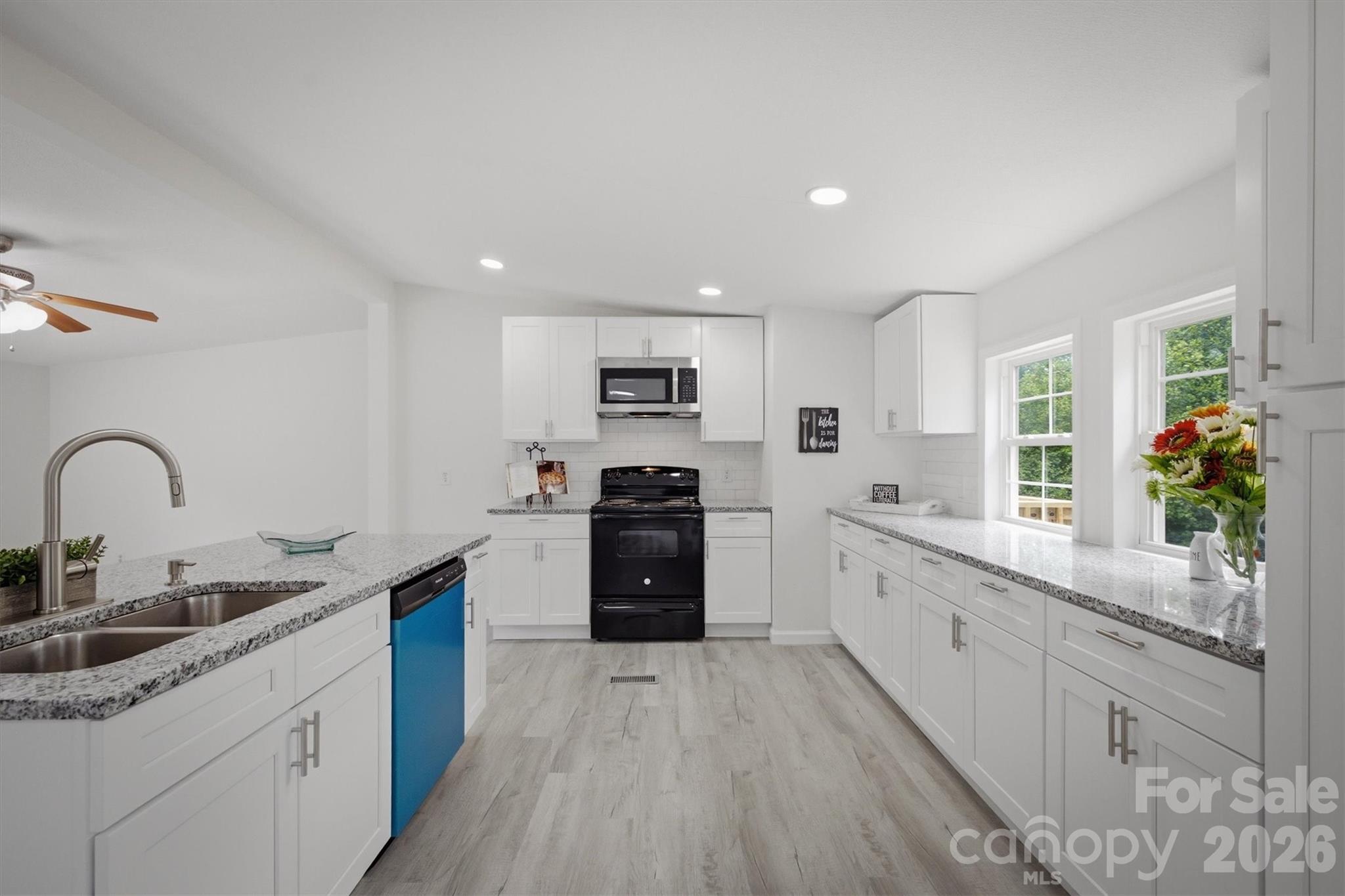 2688 Kite Drive Property Photo 12