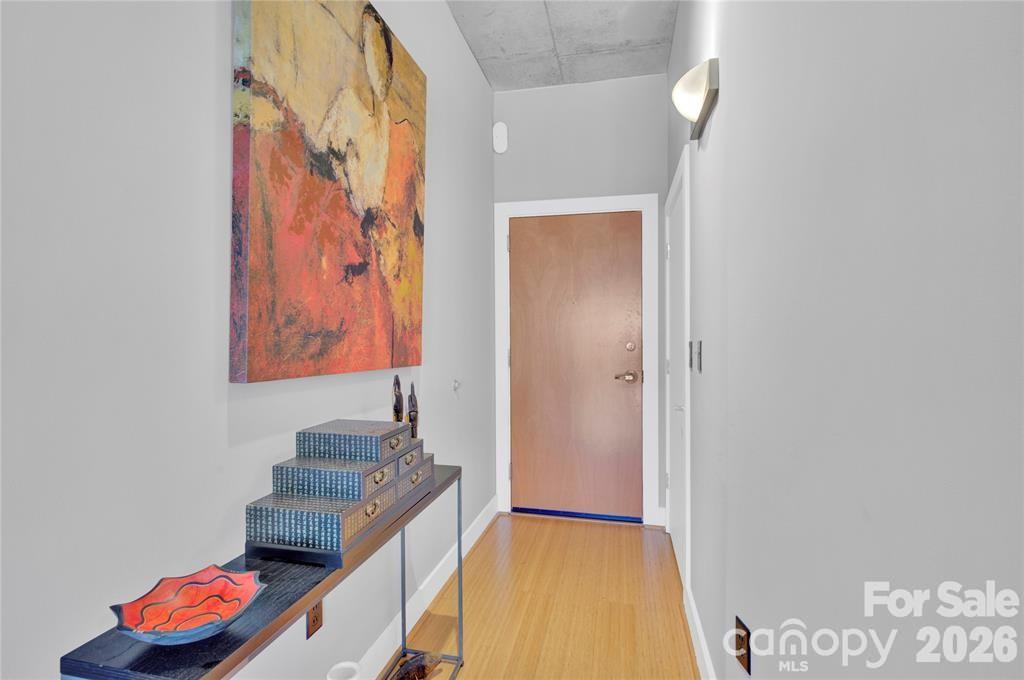 505 E 6th Street 701 Property Photo 13