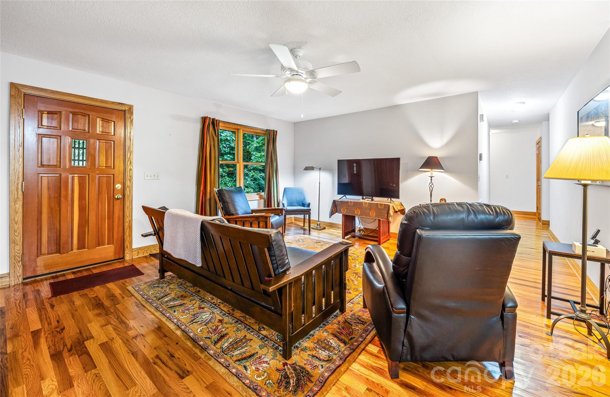 464 Governors View Road Property Photo 2