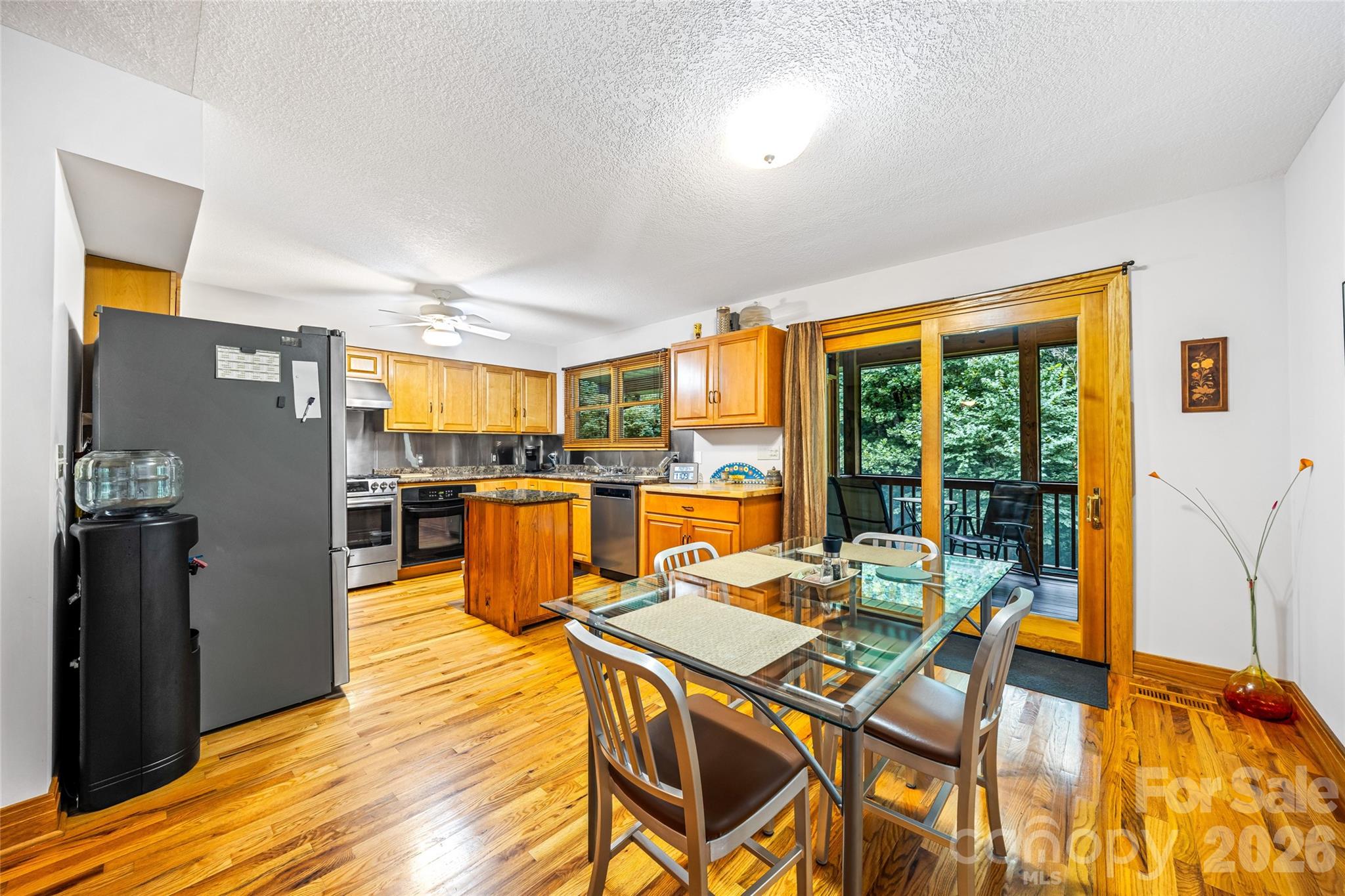 464 Governors View Road Property Photo 3