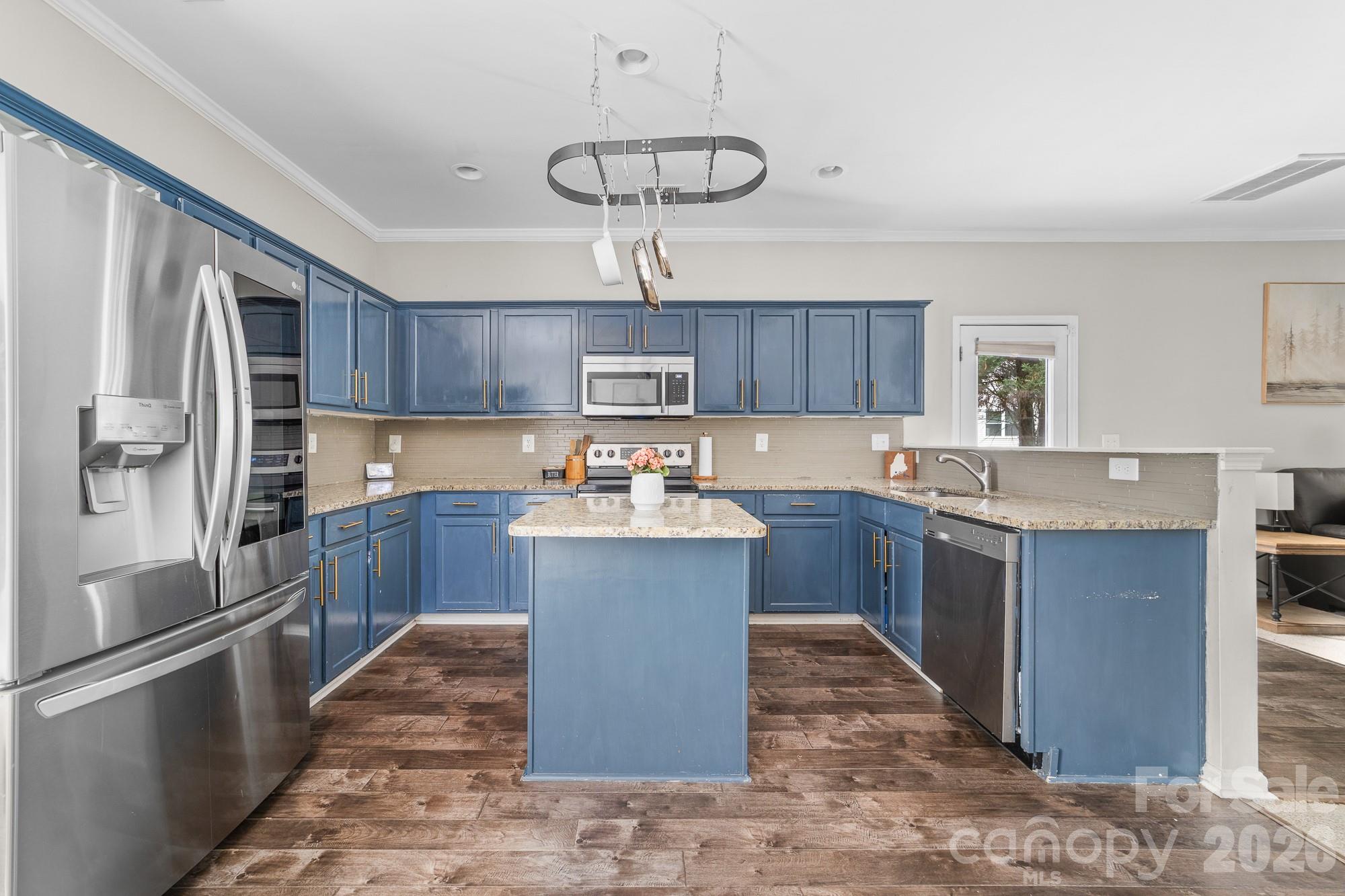 1525 Ladora Drive Property Photo 10